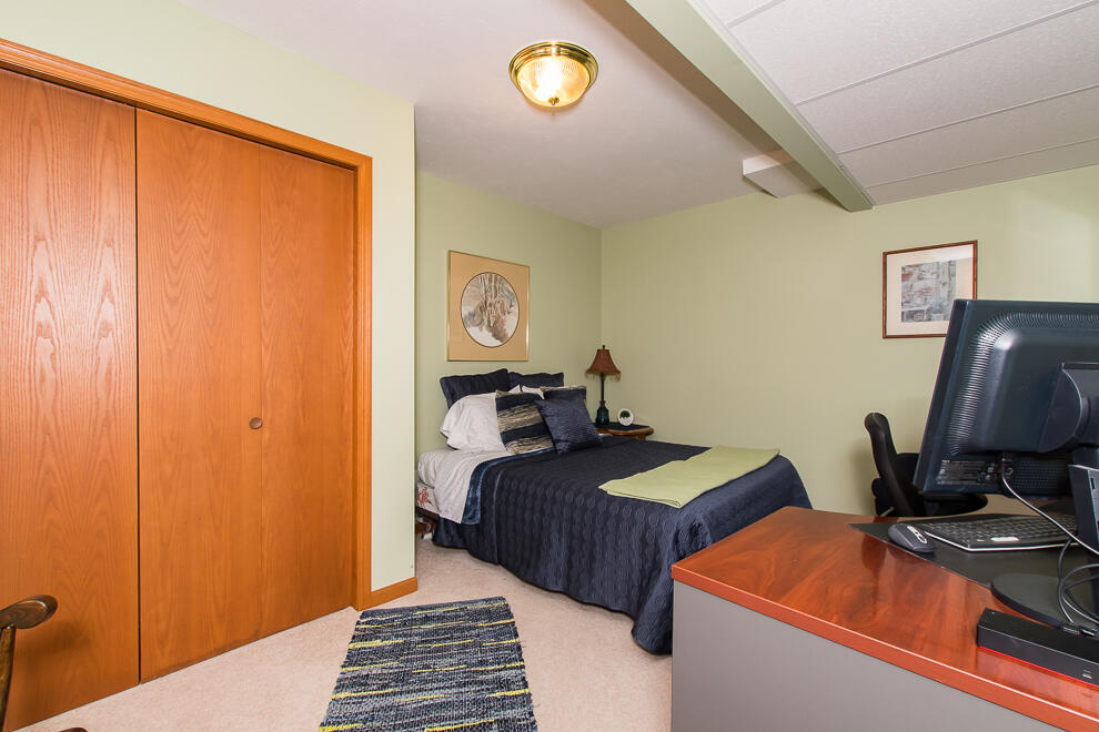 6083 Fairgrove Street Kalamazoo MI 49009