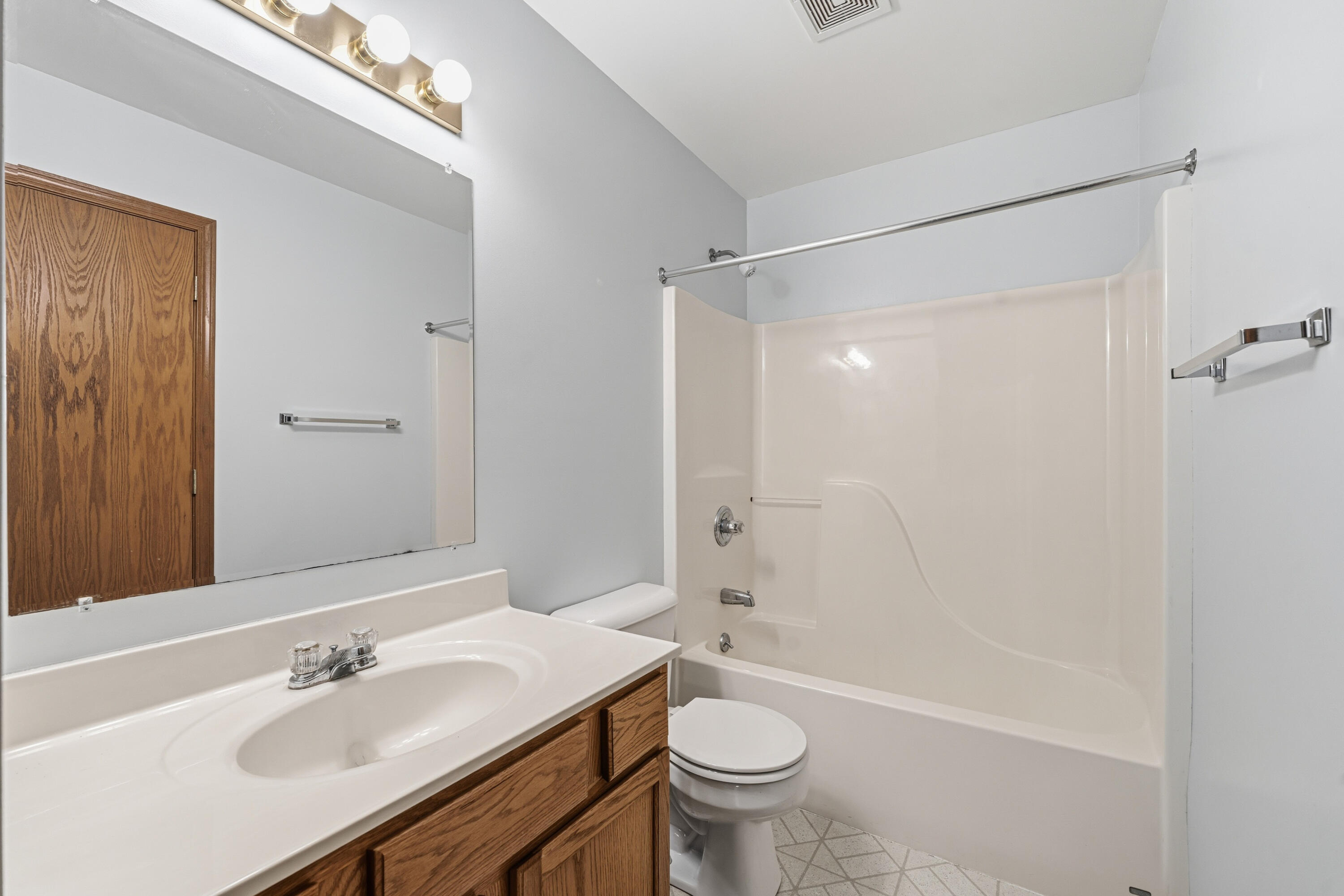 6083 Fairgrove Street Kalamazoo MI 49009