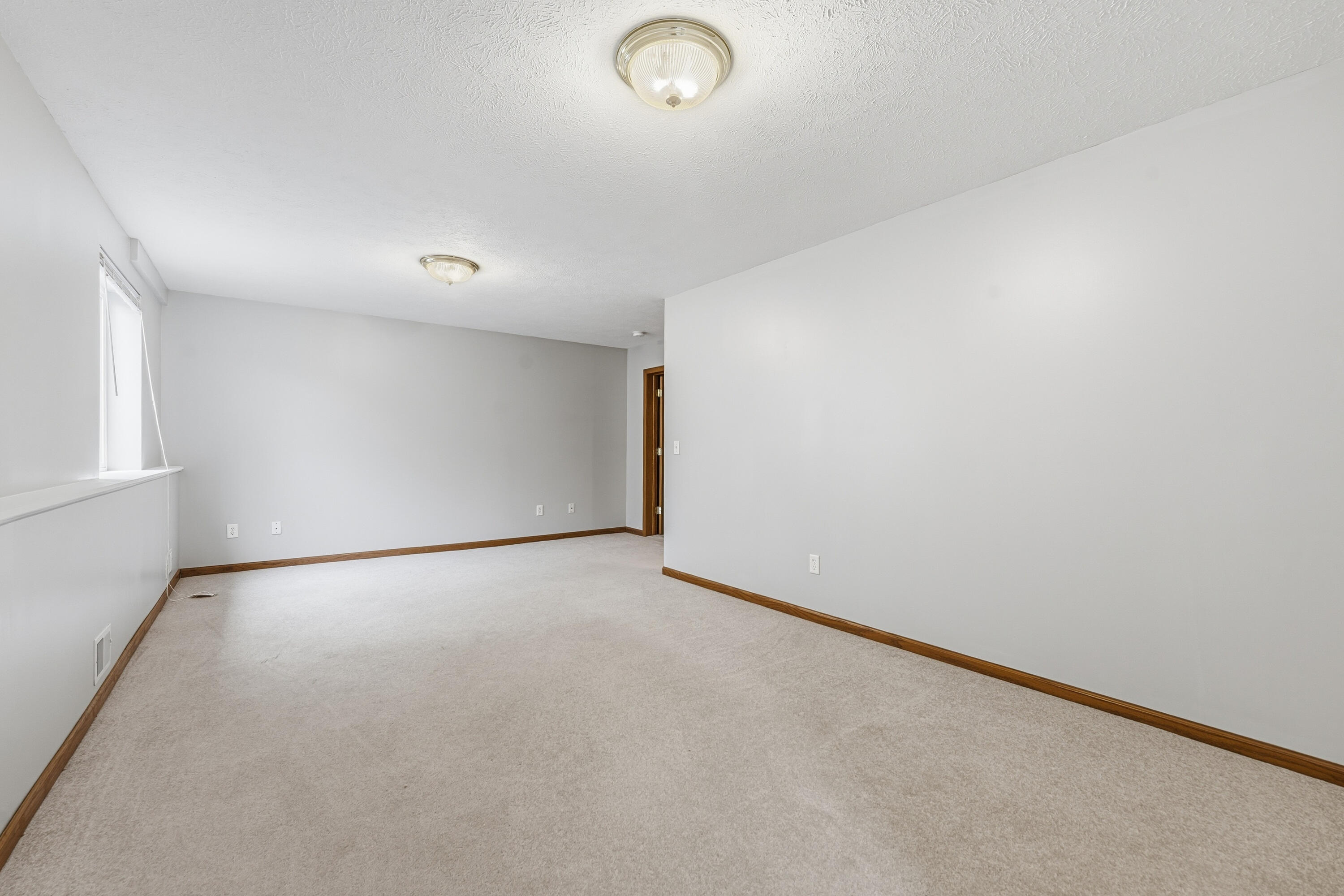 6083 Fairgrove Street Kalamazoo MI 49009