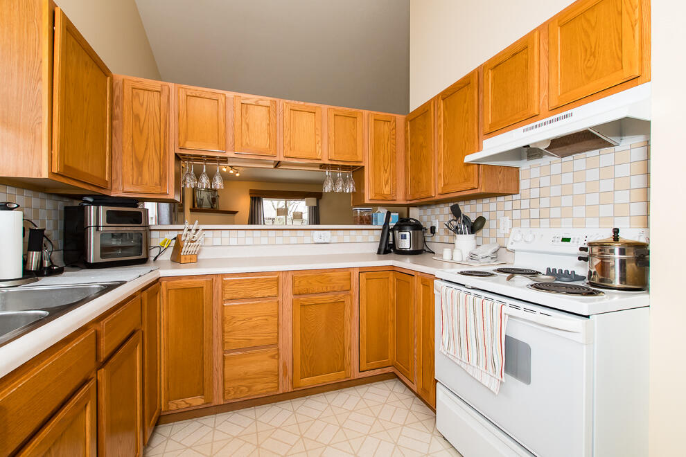 6083 Fairgrove Street Kalamazoo MI 49009