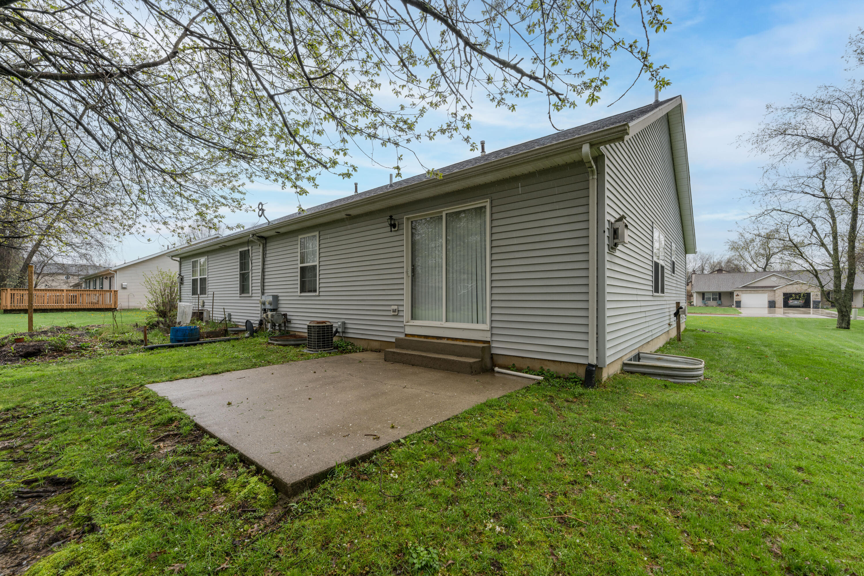 6083 Fairgrove Street Kalamazoo MI 49009