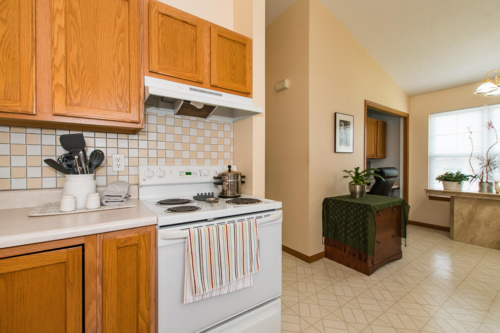 6083 Fairgrove Street Kalamazoo MI 49009