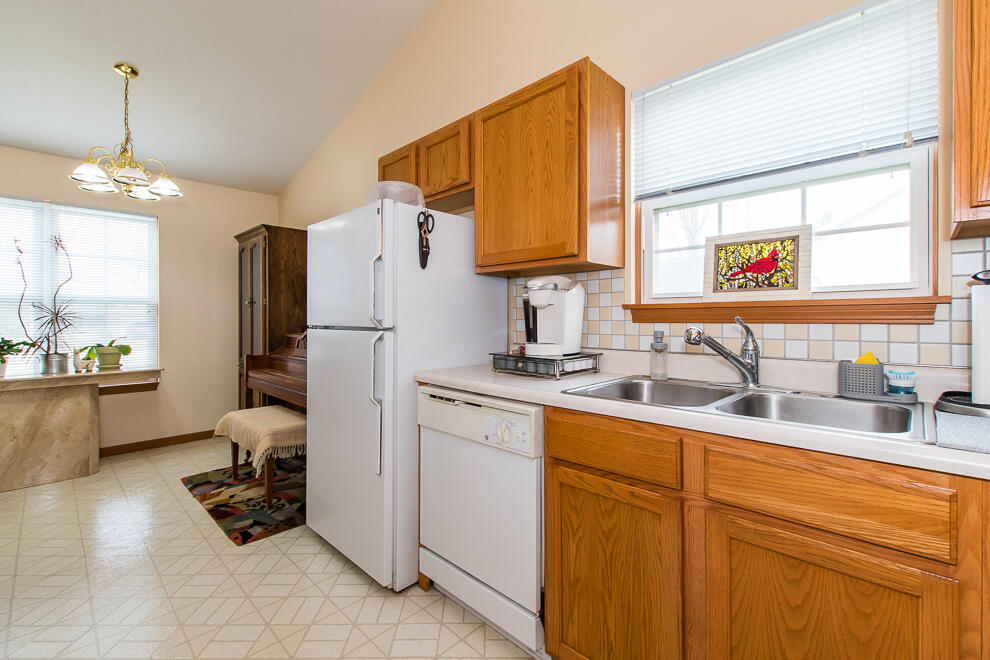 6083 Fairgrove Street Kalamazoo MI 49009