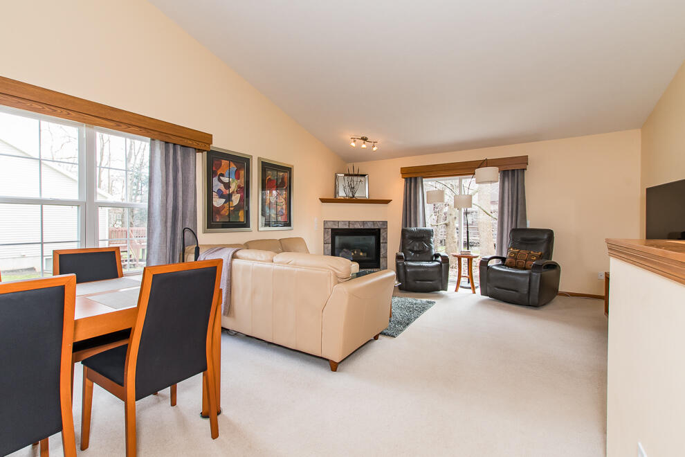 6083 Fairgrove Street Kalamazoo MI 49009