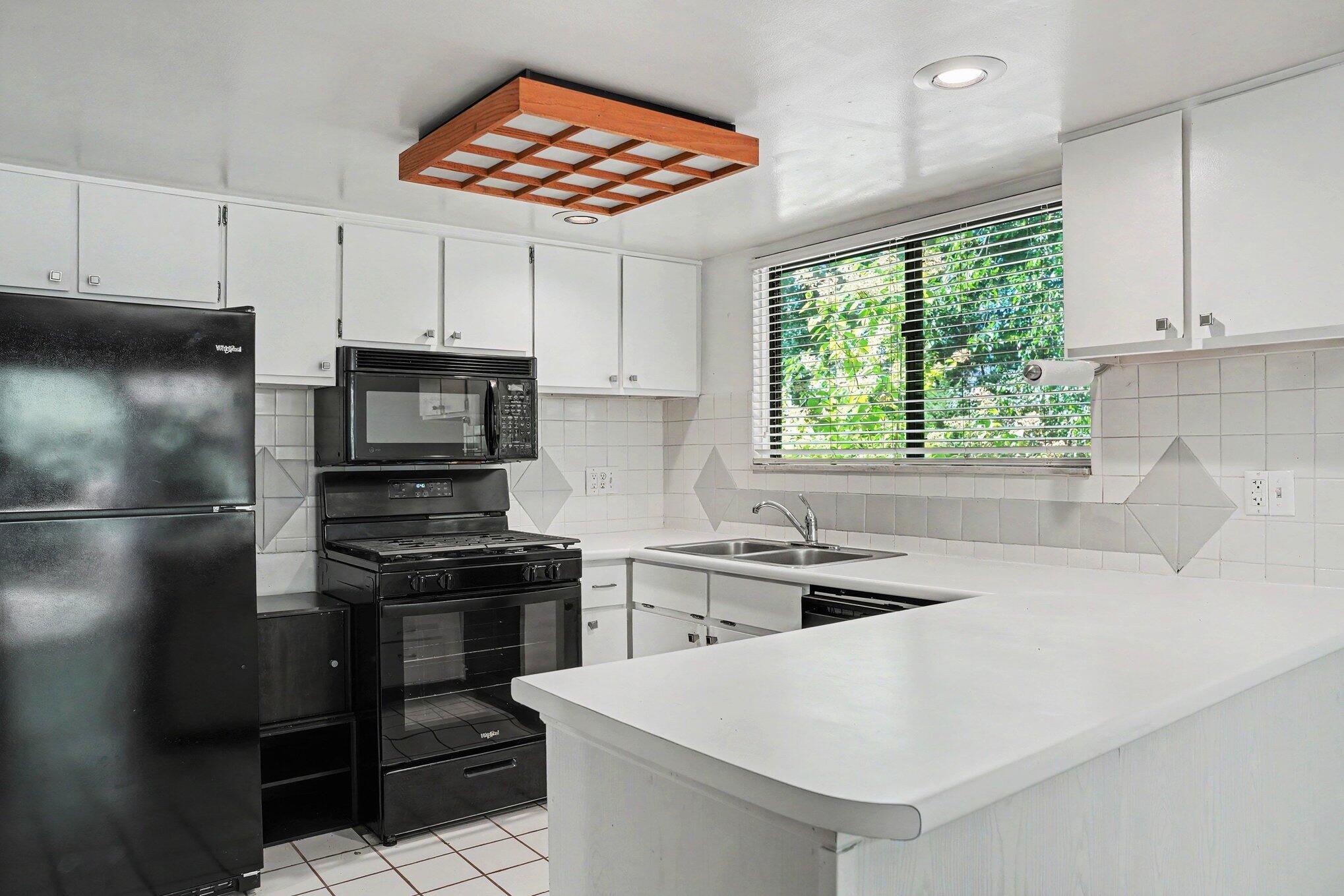 235 Durness Court Kalamazoo MI 49006