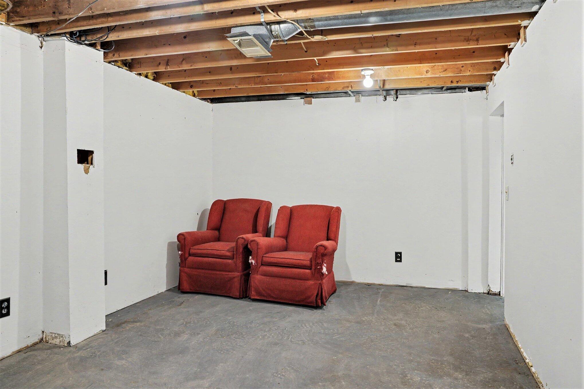 235 Durness Court Kalamazoo MI 49006