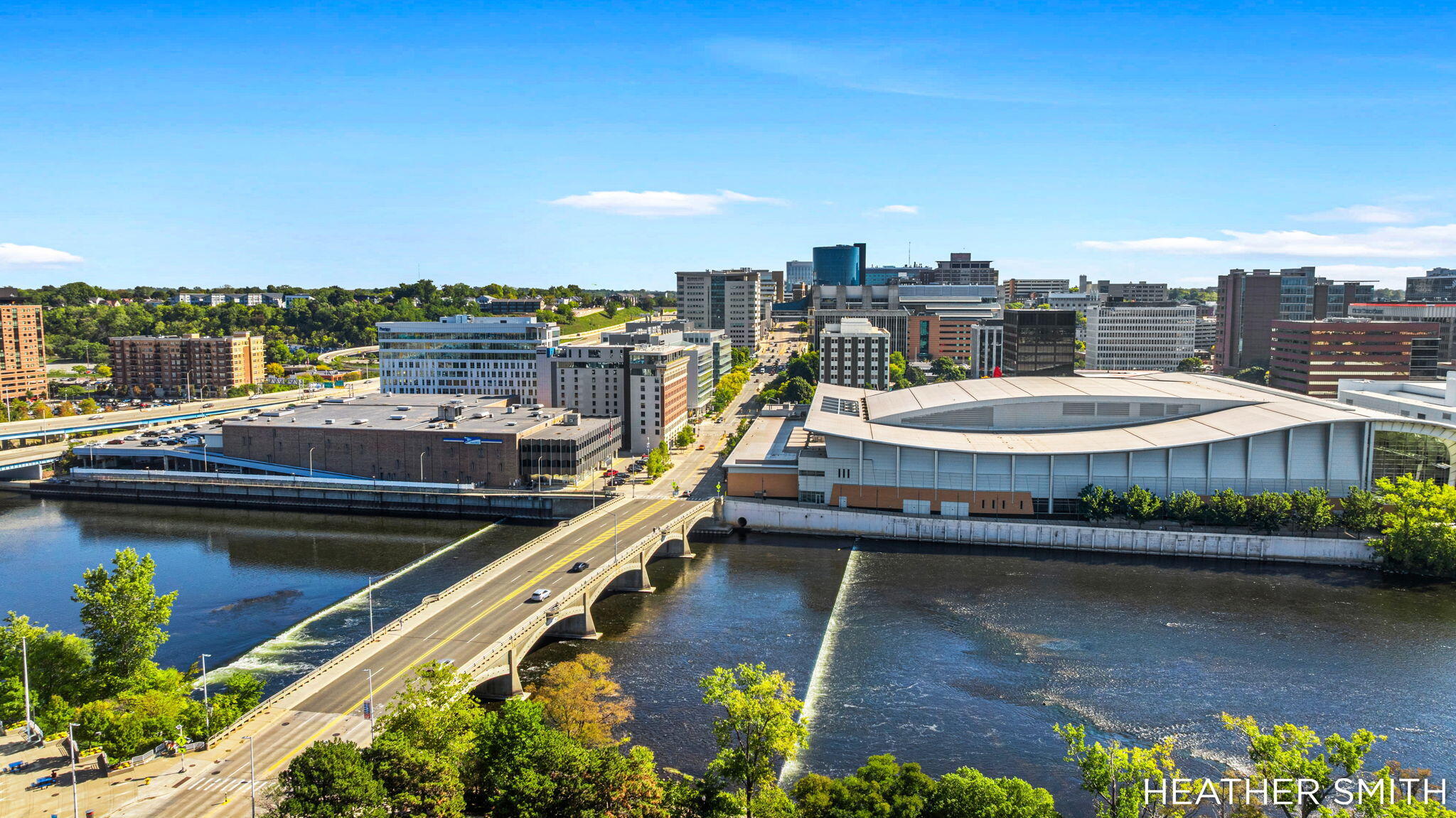 335 Bridge Street NW Grand Rapids MI 49504