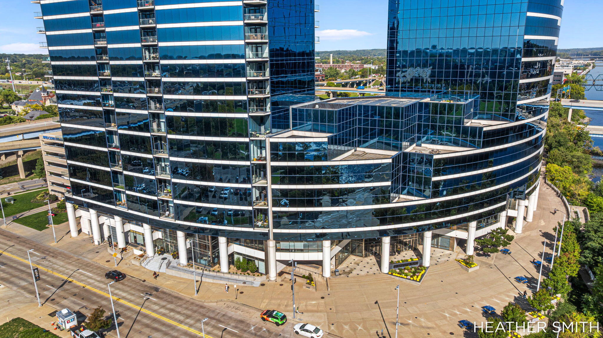 335 Bridge Street NW Grand Rapids MI 49504