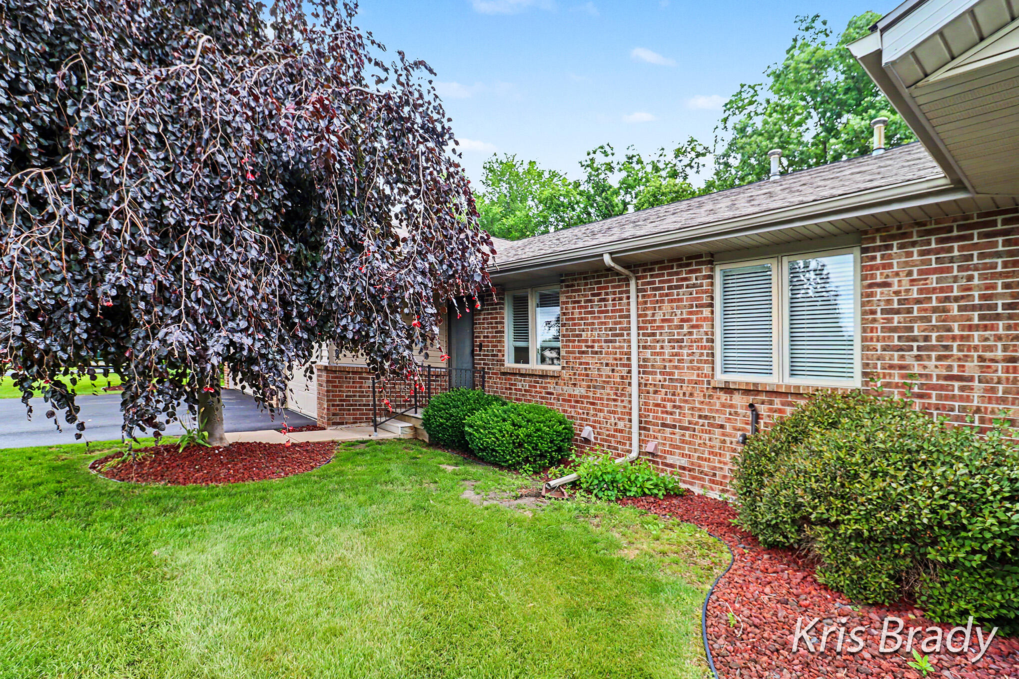 1005 Ironwood Circle NW Grand Rapids MI 49534