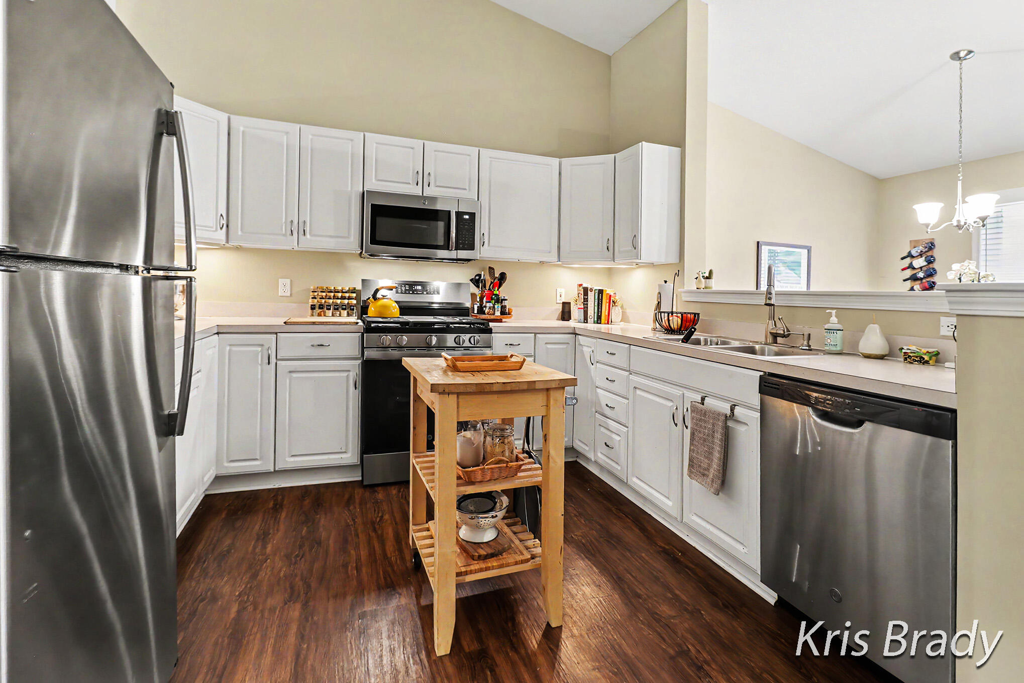 1005 Ironwood Circle NW Grand Rapids MI 49534