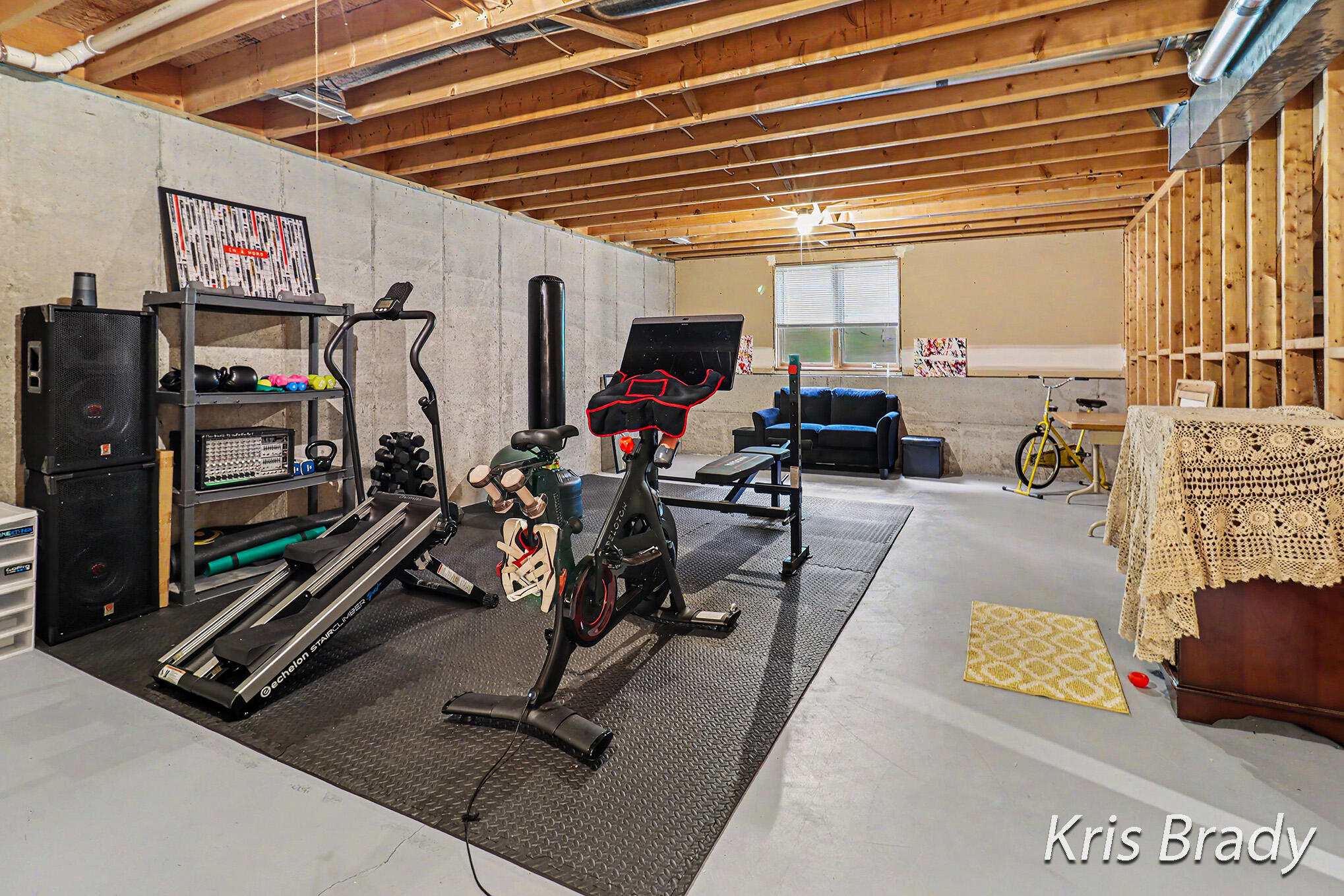 1005 Ironwood Circle NW Grand Rapids MI 49534