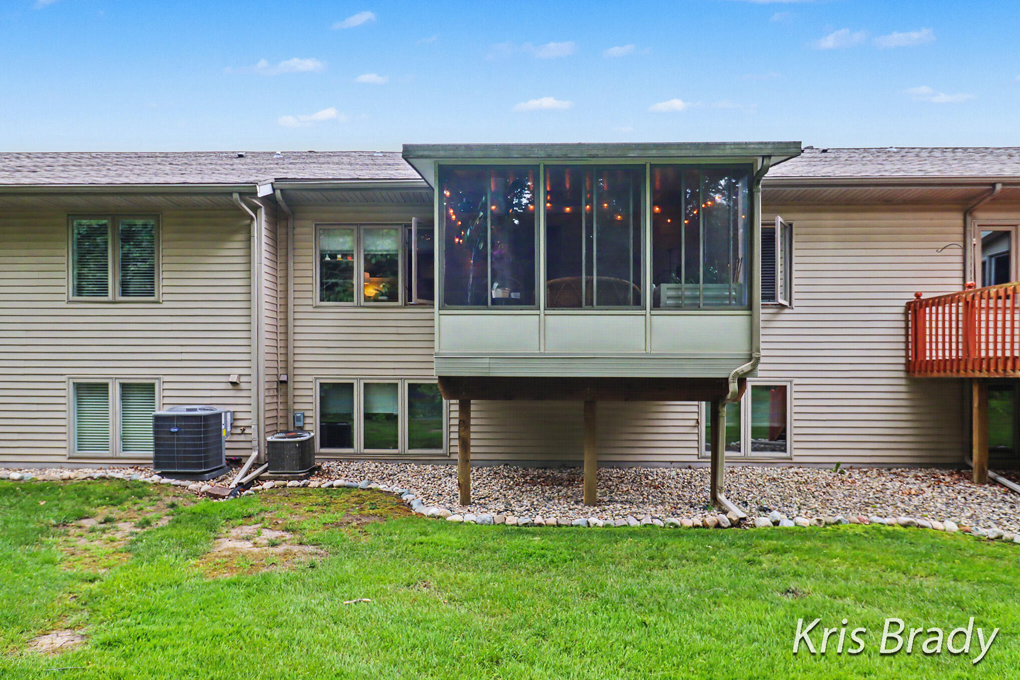 1005 Ironwood Circle NW Grand Rapids MI 49534