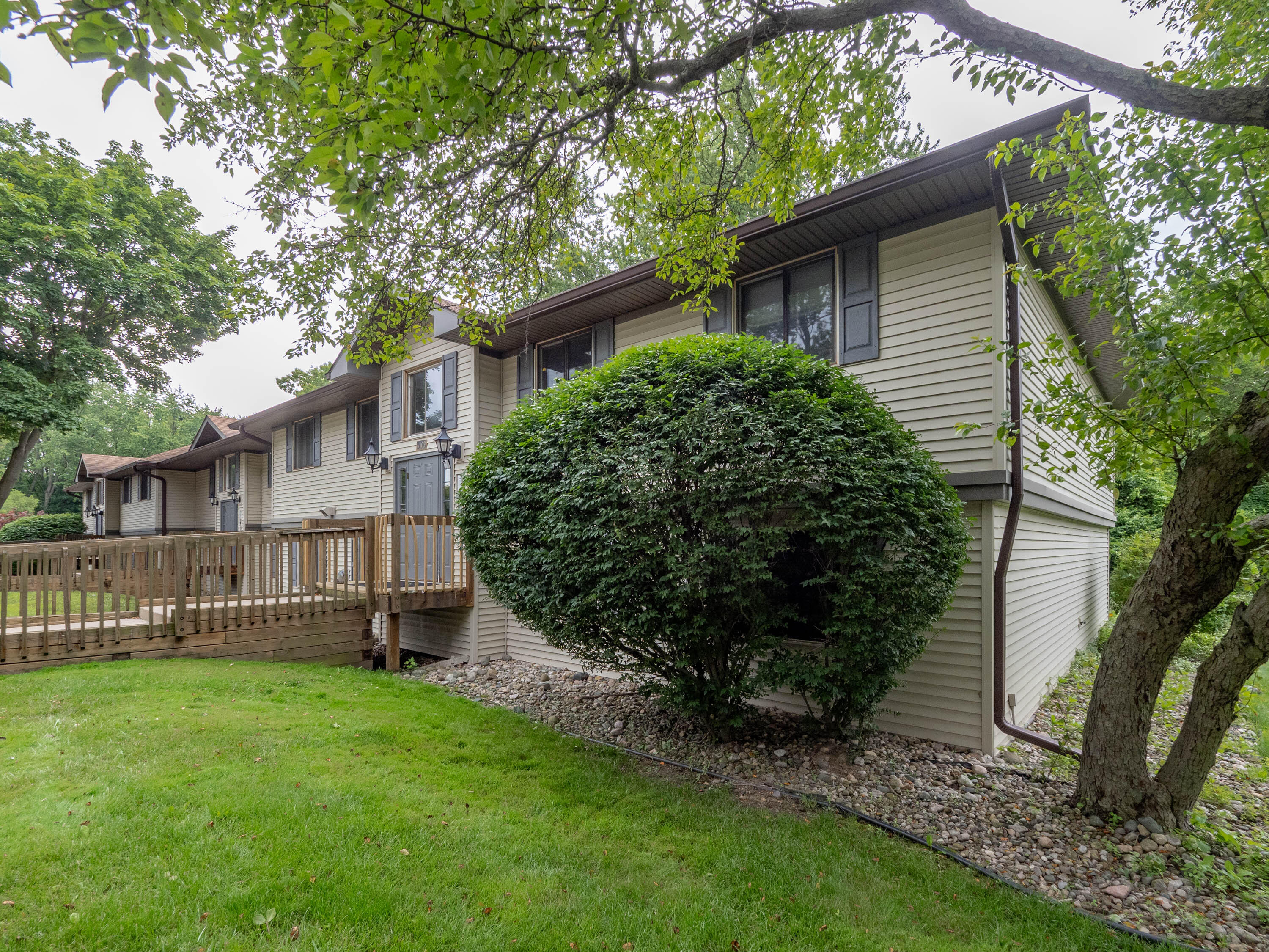 6109 Danford Creek Kalamazoo MI 49009