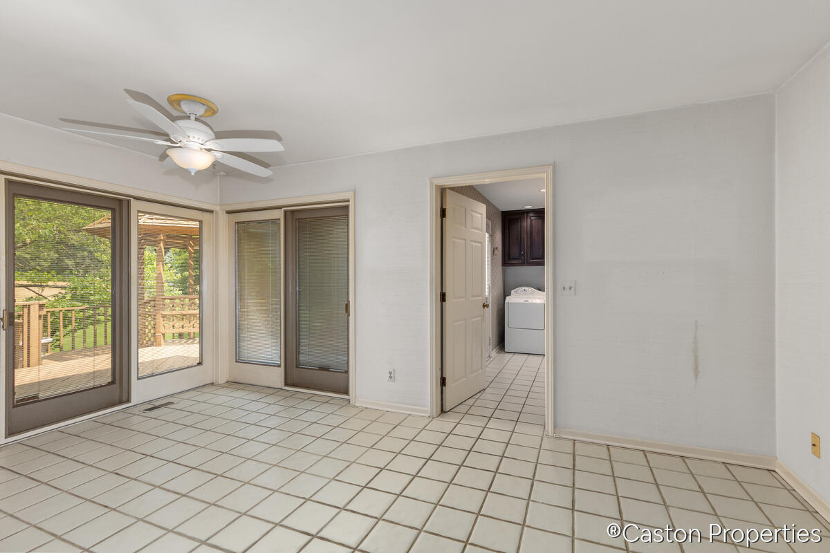 3482 Charlevoix Drive SE Grand Rapids MI 49546