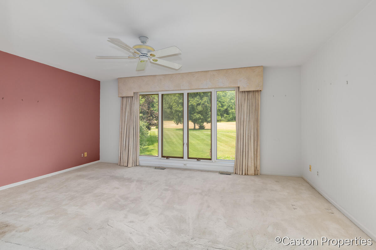 3482 Charlevoix Drive SE Grand Rapids MI 49546