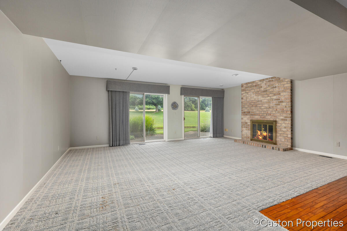 3482 Charlevoix Drive SE Grand Rapids MI 49546