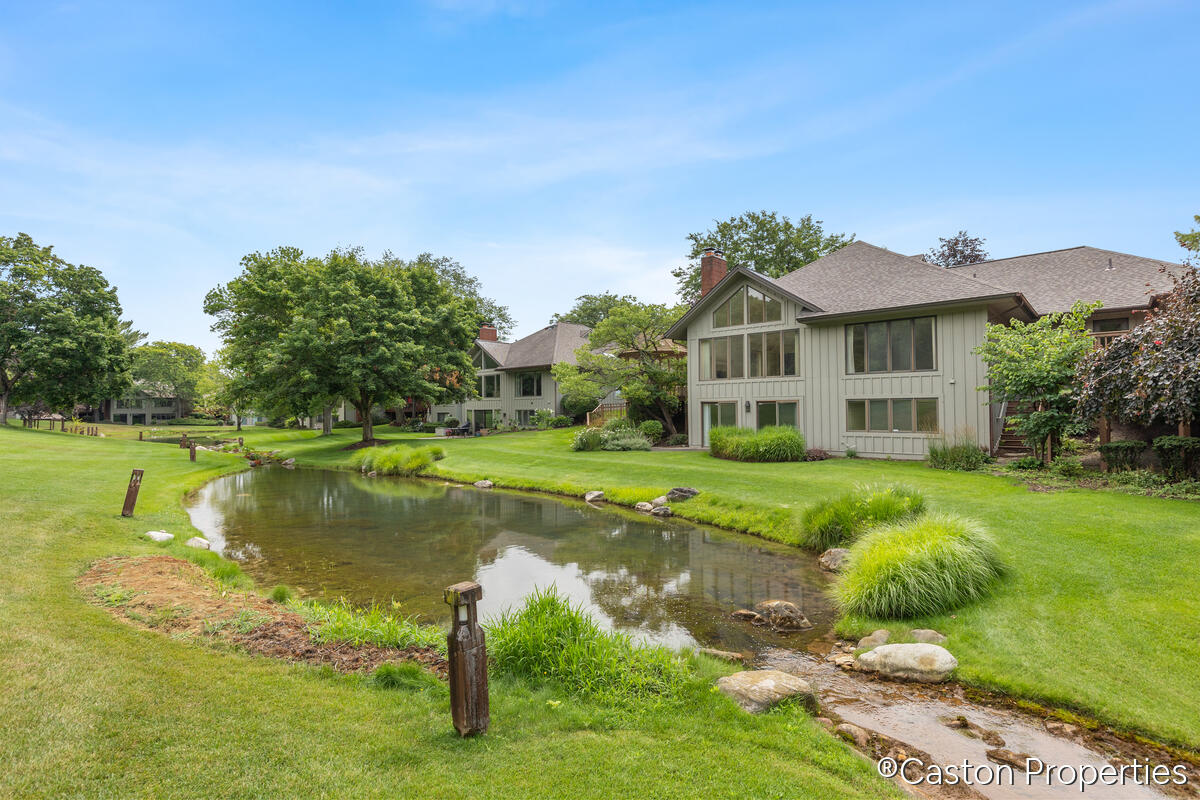 3482 Charlevoix Drive SE Grand Rapids MI 49546