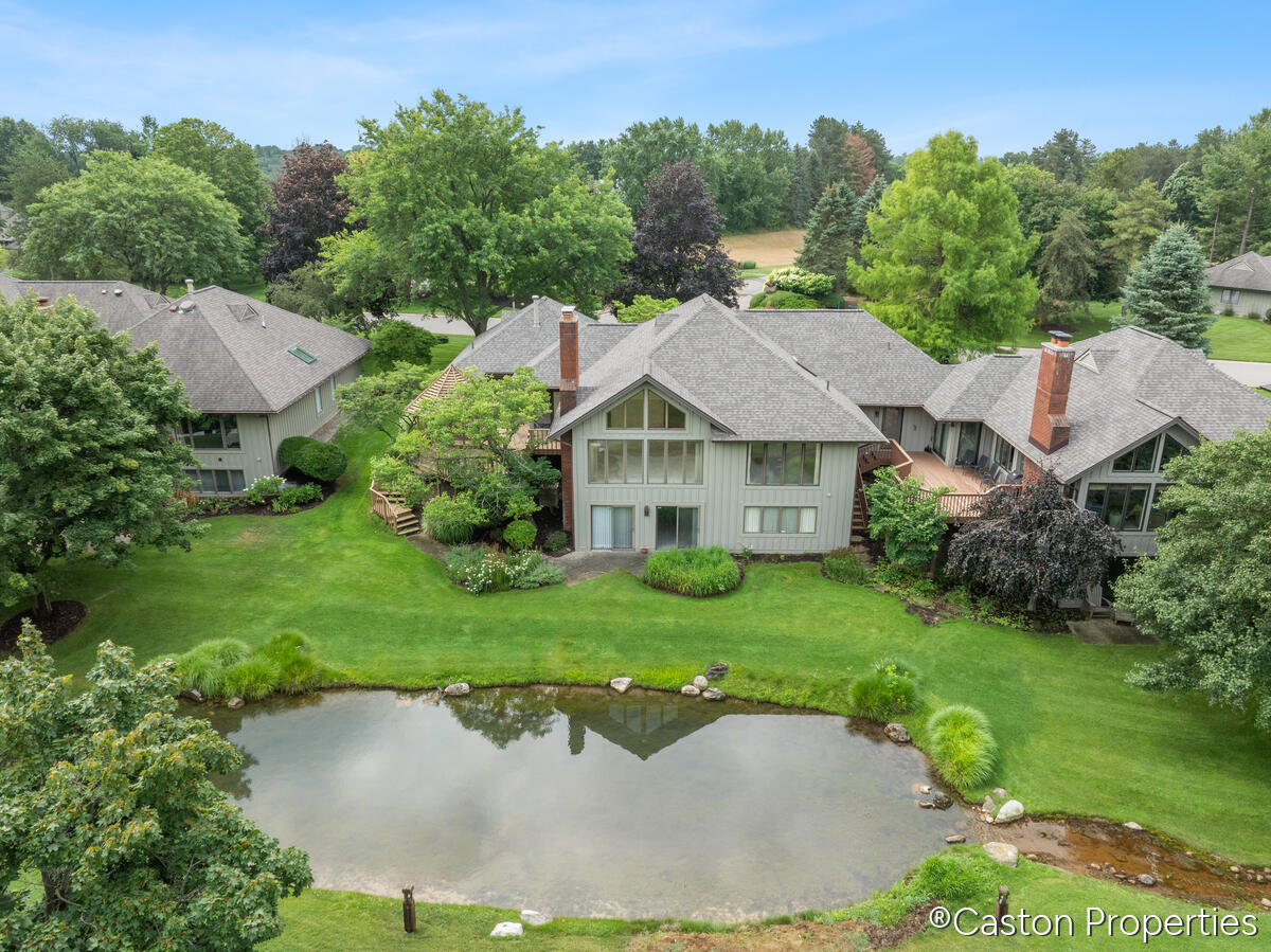 3482 Charlevoix Drive SE Grand Rapids MI 49546