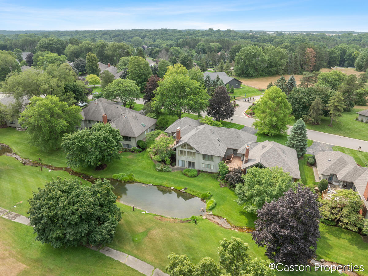 3482 Charlevoix Drive SE Grand Rapids MI 49546