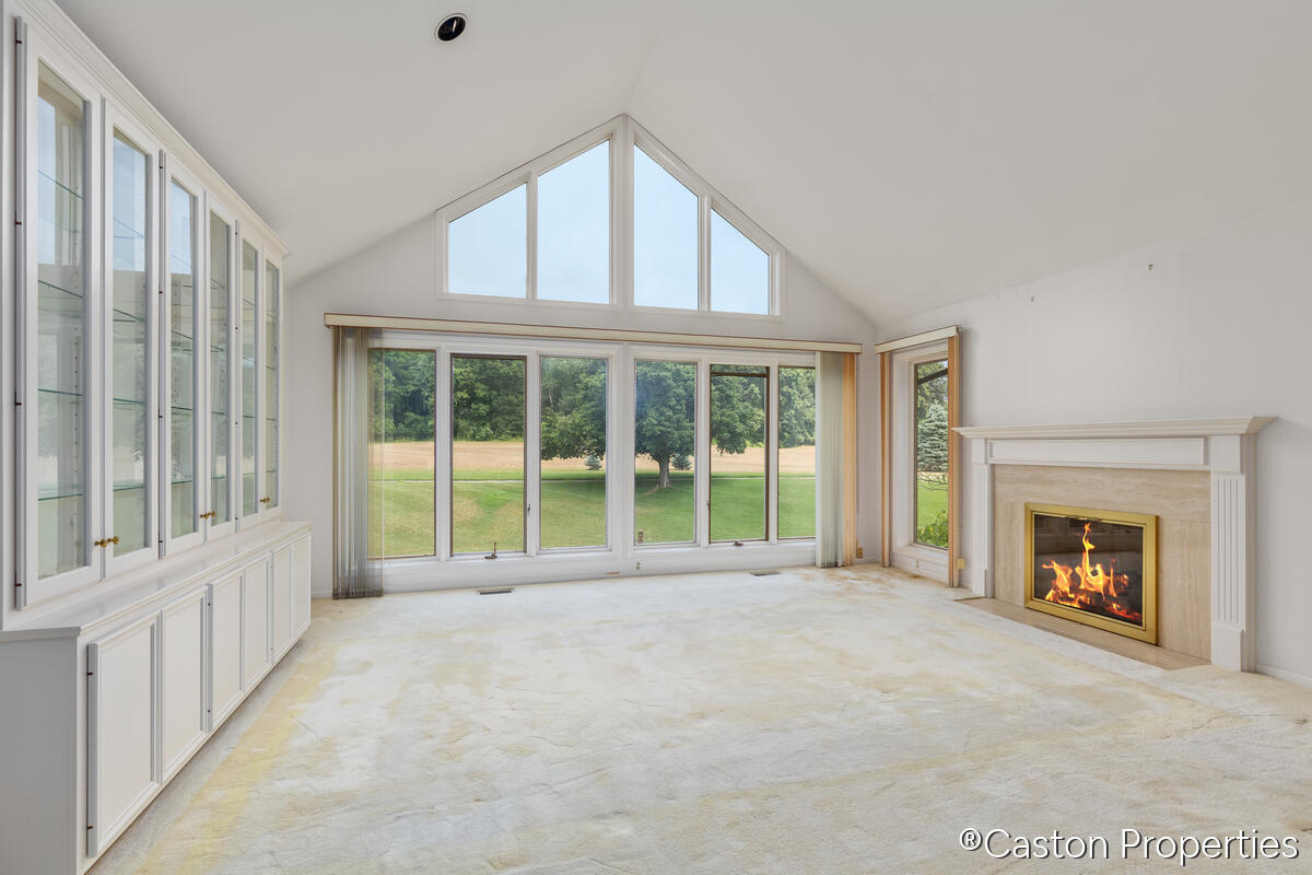3482 Charlevoix Drive SE Grand Rapids MI 49546