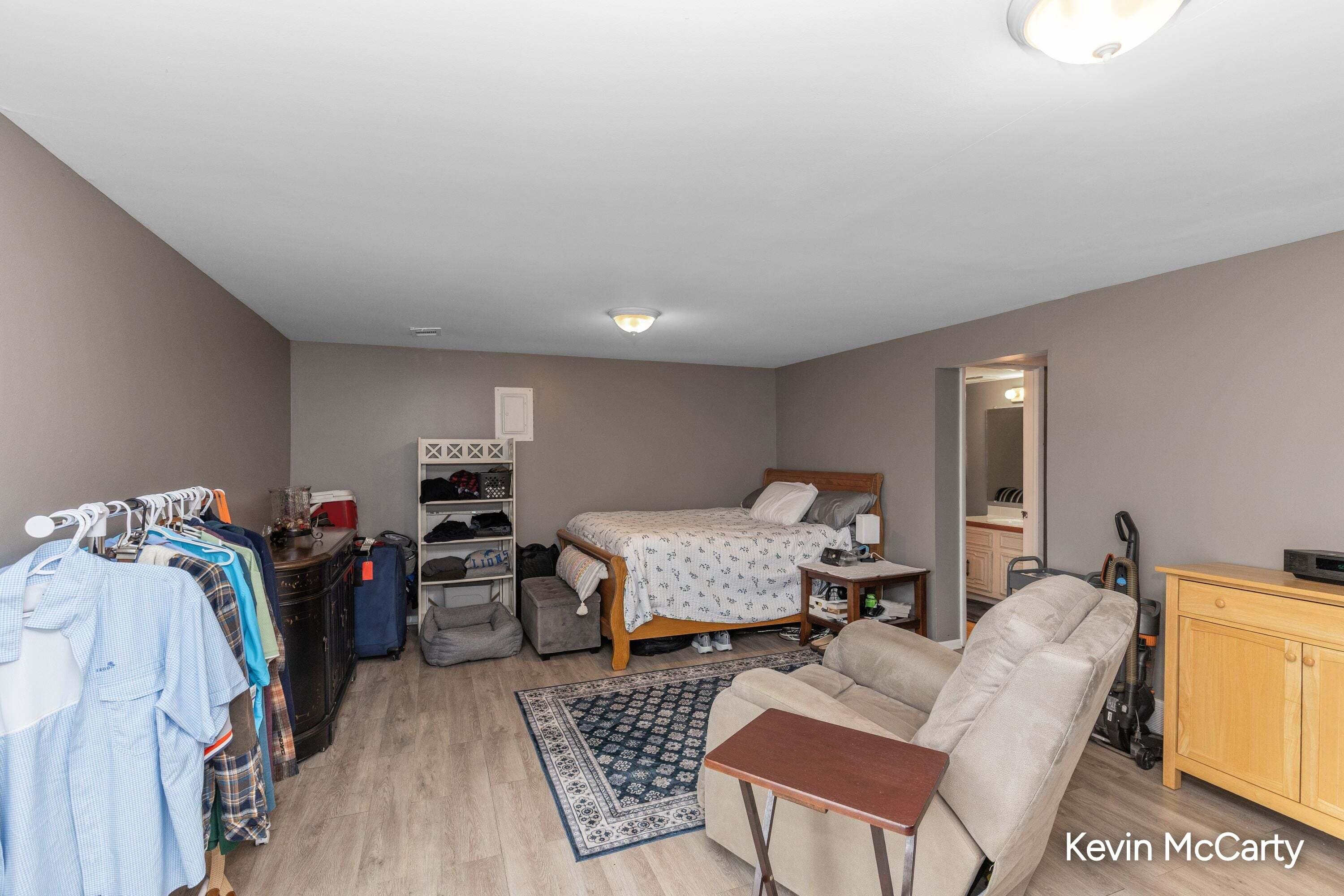 6247 Acropolis Drive SE Grand Rapids MI 49546