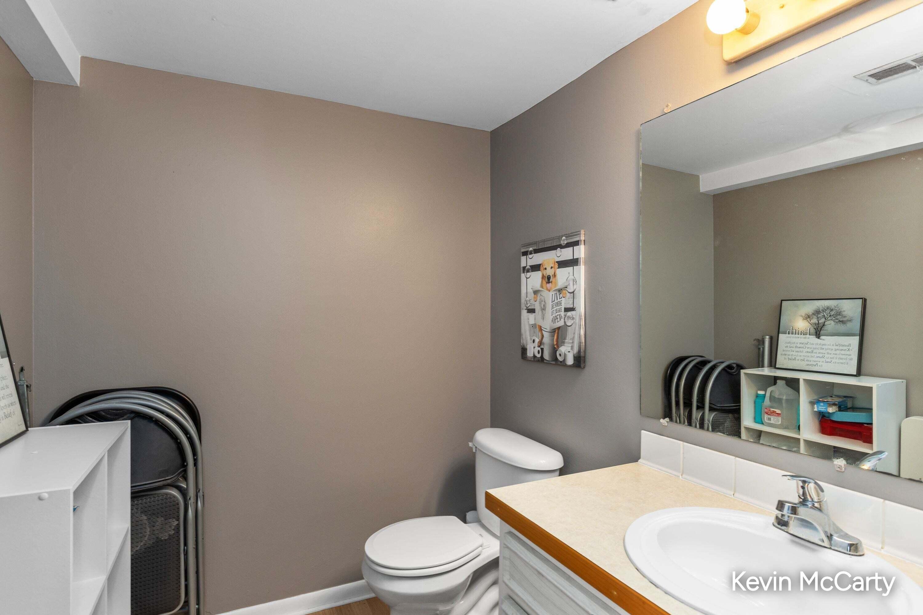 6247 Acropolis Drive SE Grand Rapids MI 49546