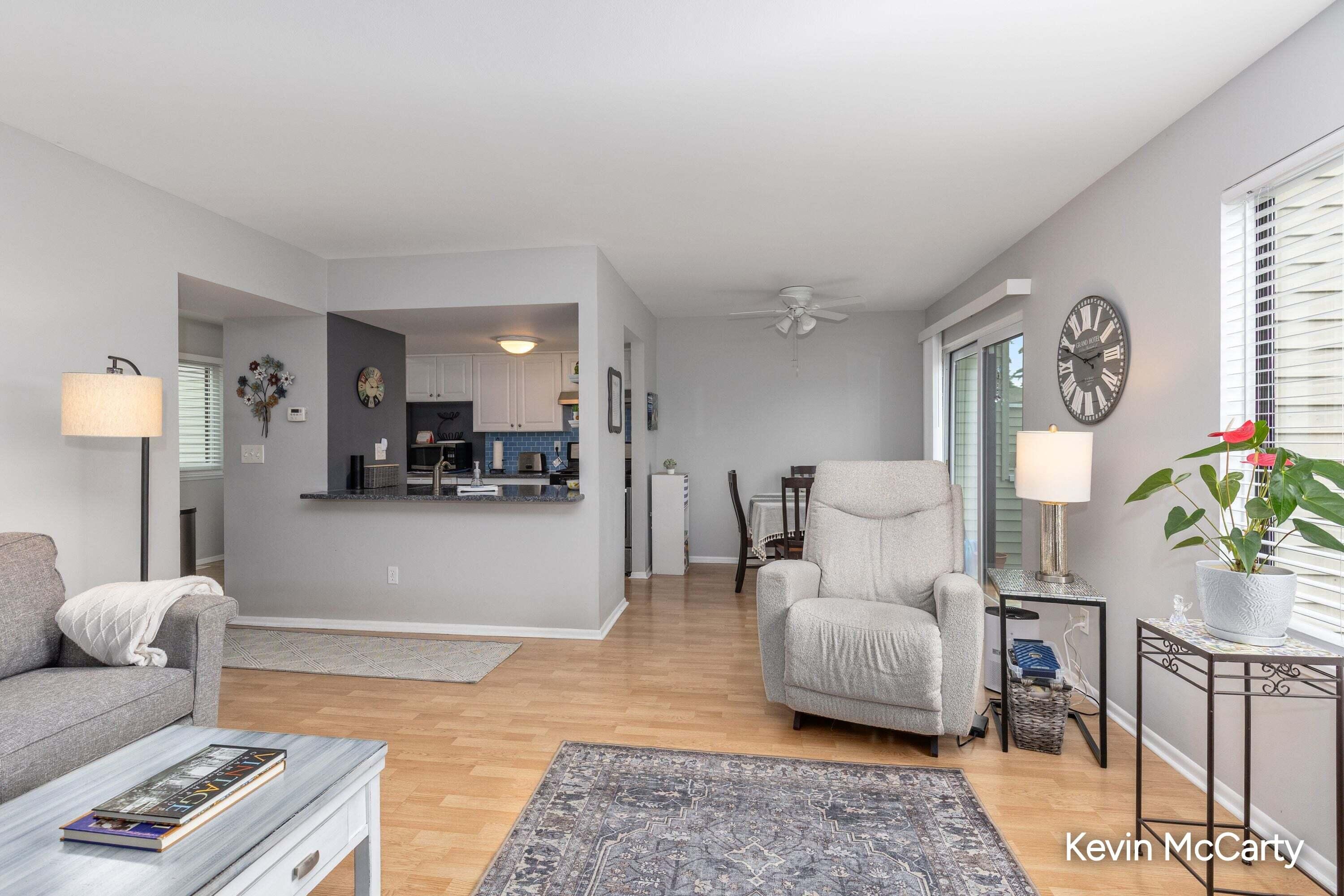 6247 Acropolis Drive SE Grand Rapids MI 49546