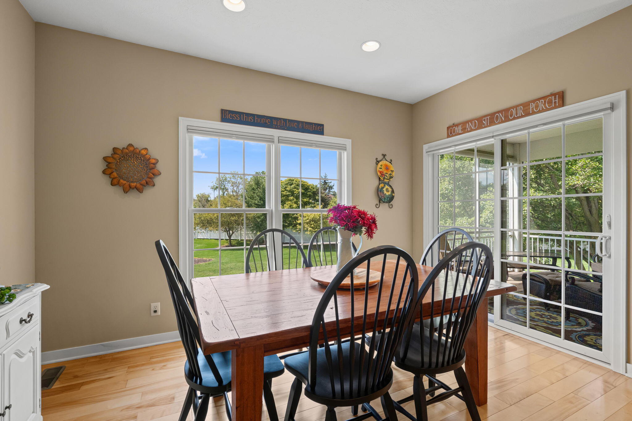 1687 S Trillium Circle Zeeland MI 49464