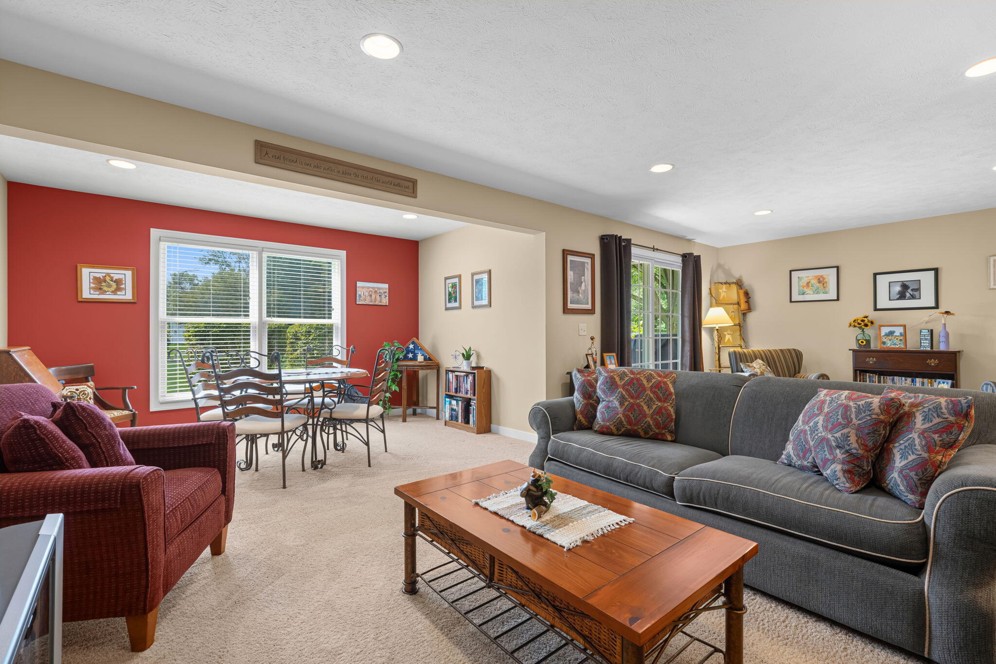 1687 S Trillium Circle Zeeland MI 49464