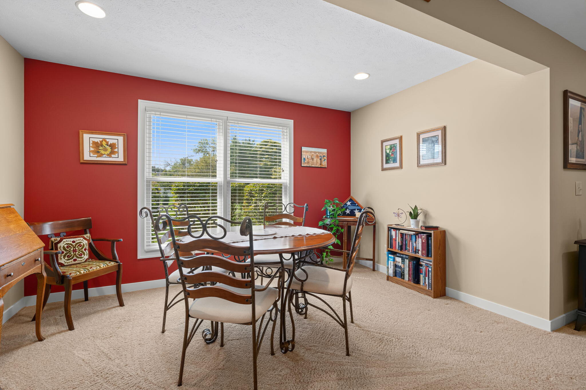 1687 S Trillium Circle Zeeland MI 49464
