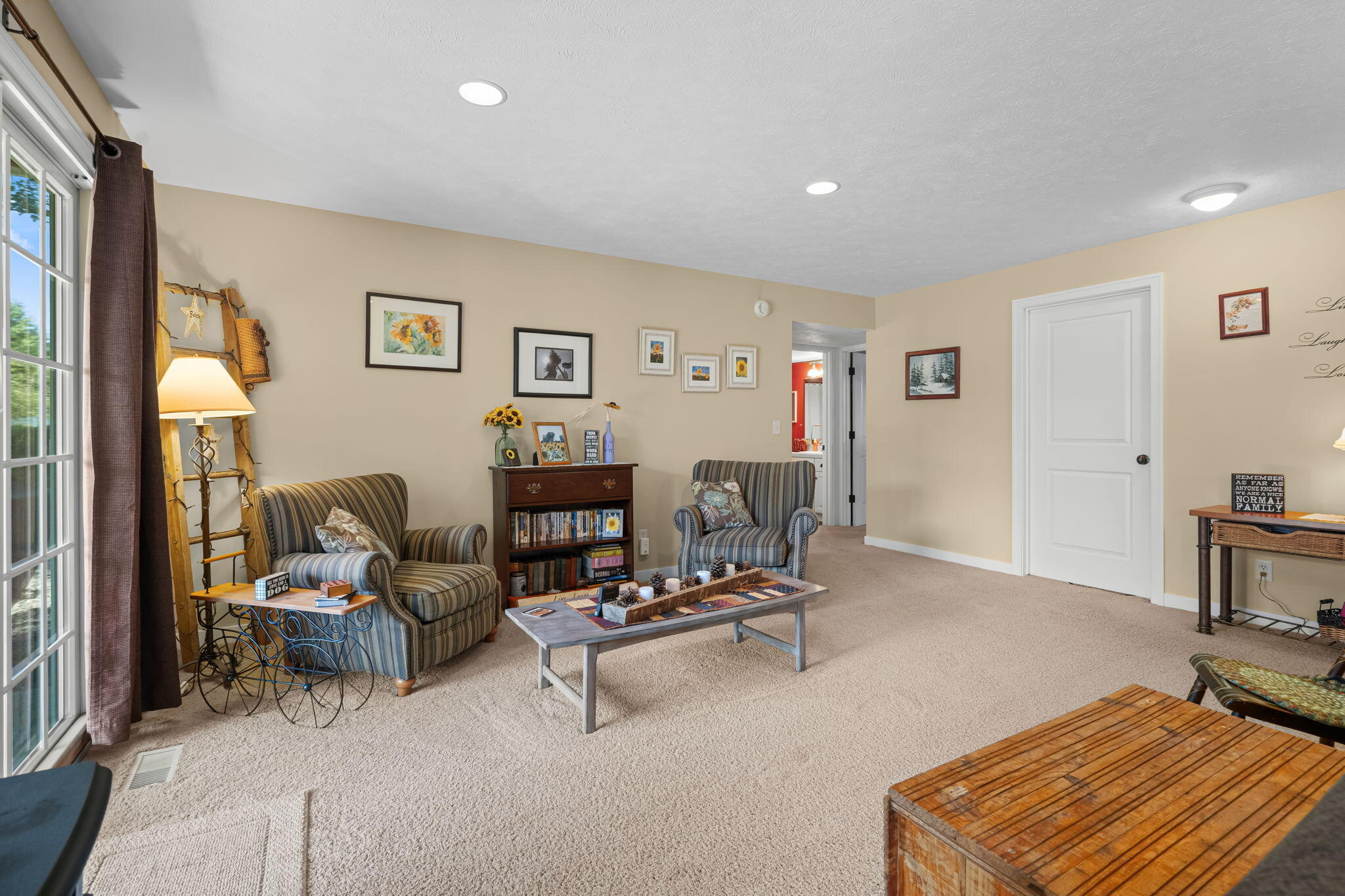 1687 S Trillium Circle Zeeland MI 49464