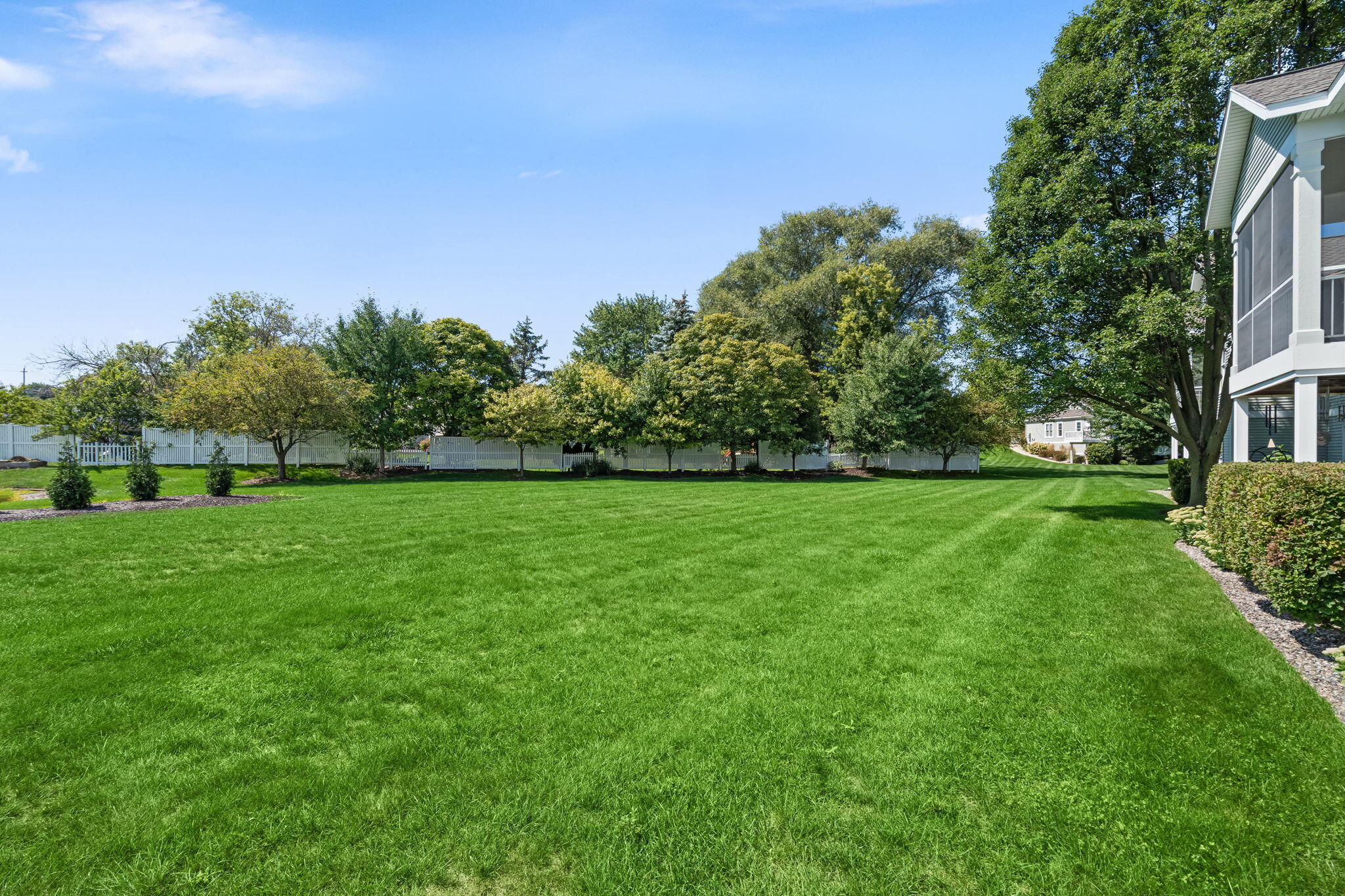 1687 S Trillium Circle Zeeland MI 49464