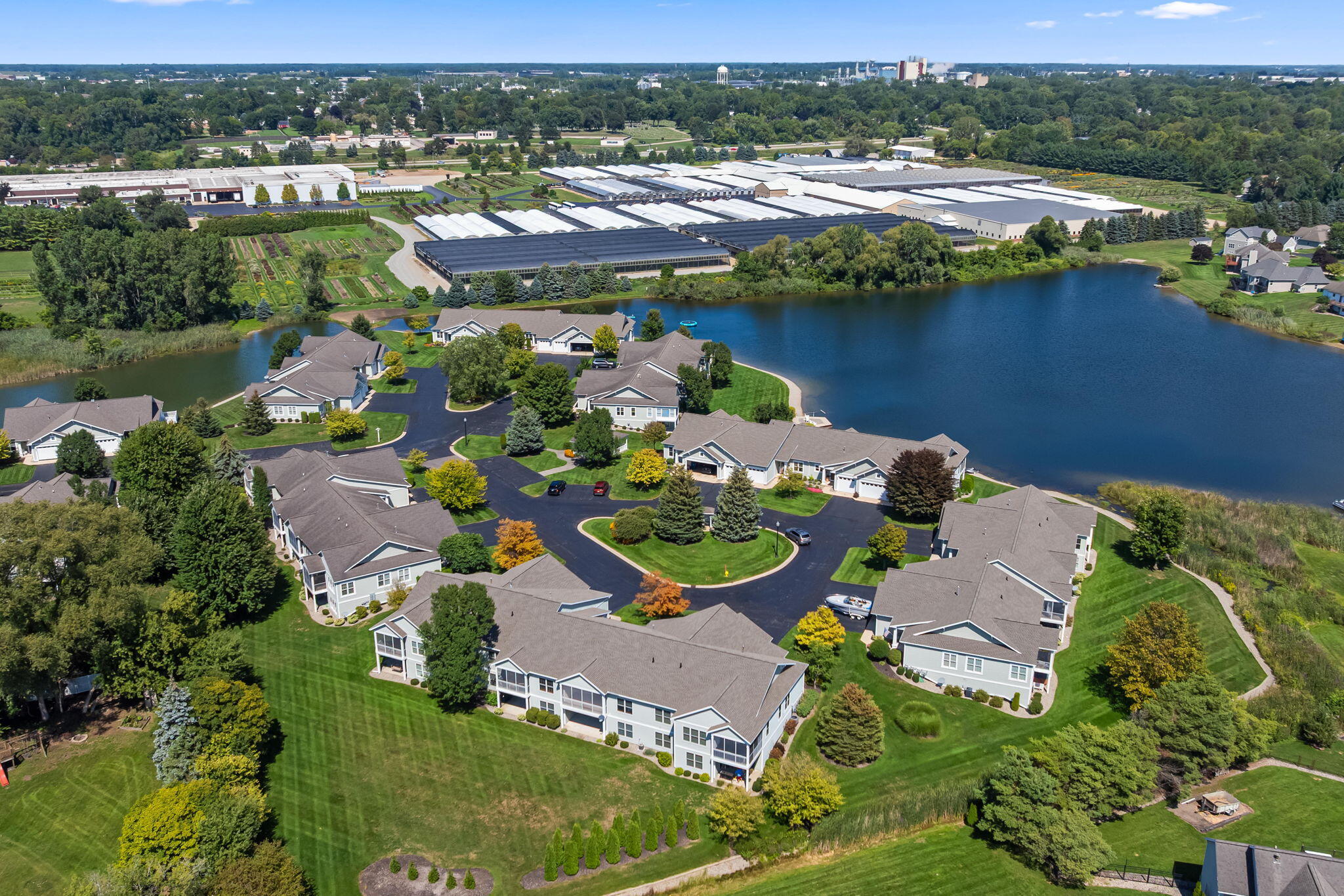 1687 S Trillium Circle Zeeland MI 49464