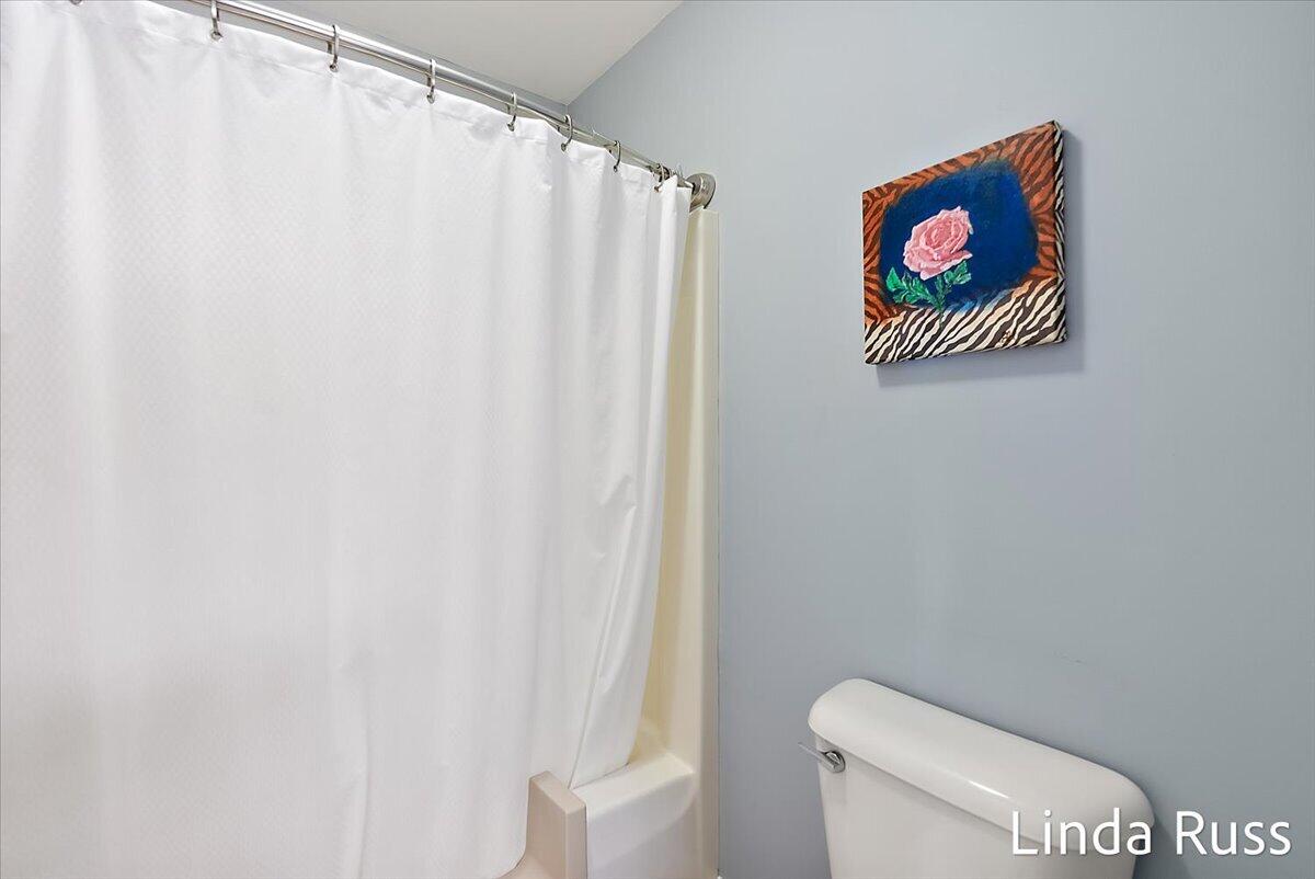 3912 Pemberton Drive SE Grand Rapids MI 49508