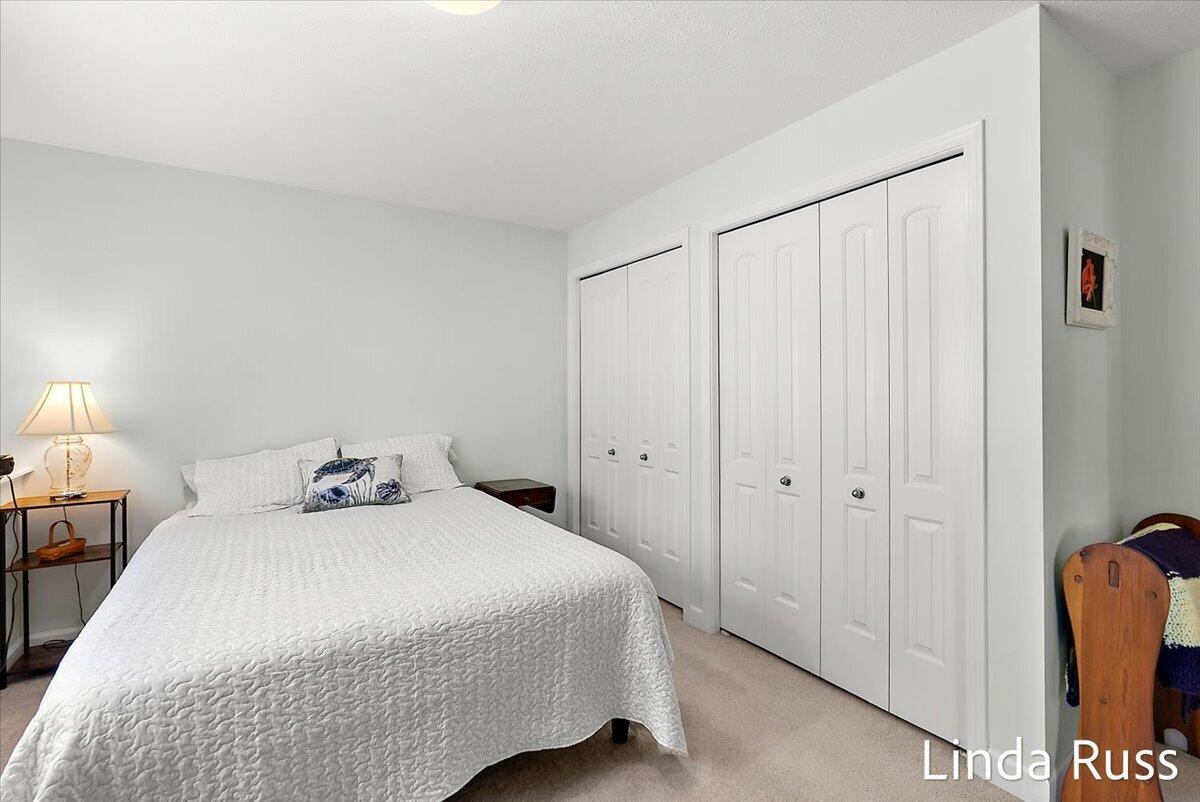 3912 Pemberton Drive SE Grand Rapids MI 49508