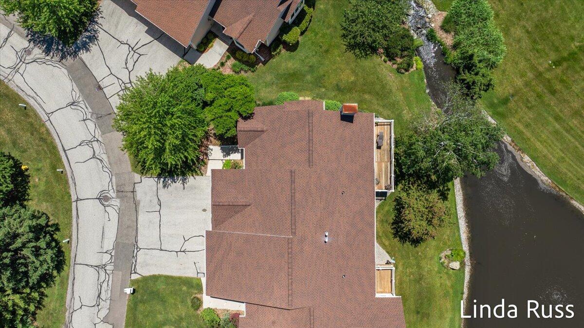 3912 Pemberton Drive SE Grand Rapids MI 49508