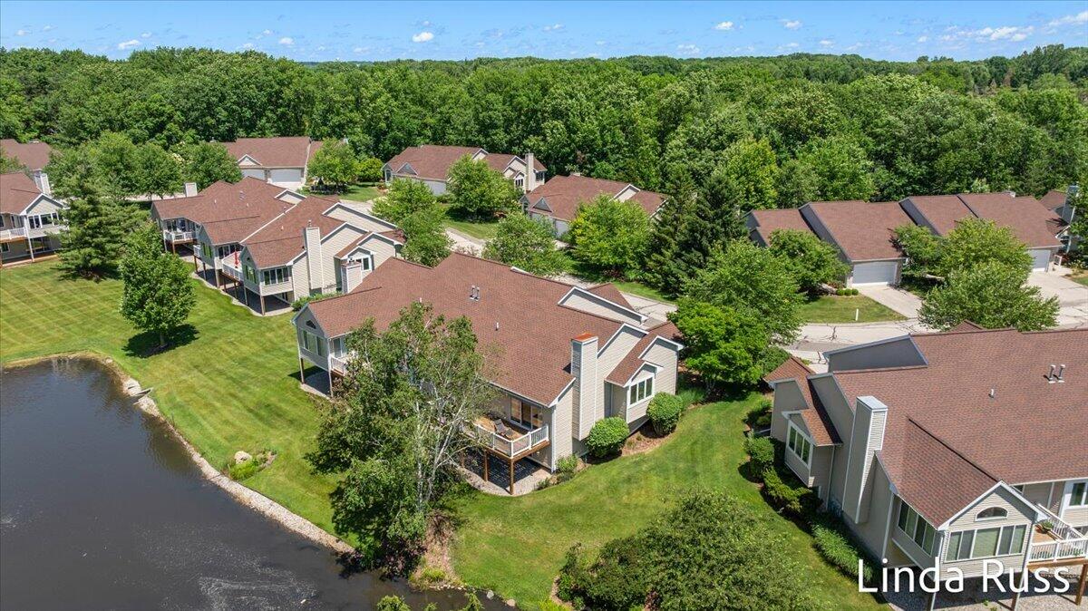 3912 Pemberton Drive SE Grand Rapids MI 49508