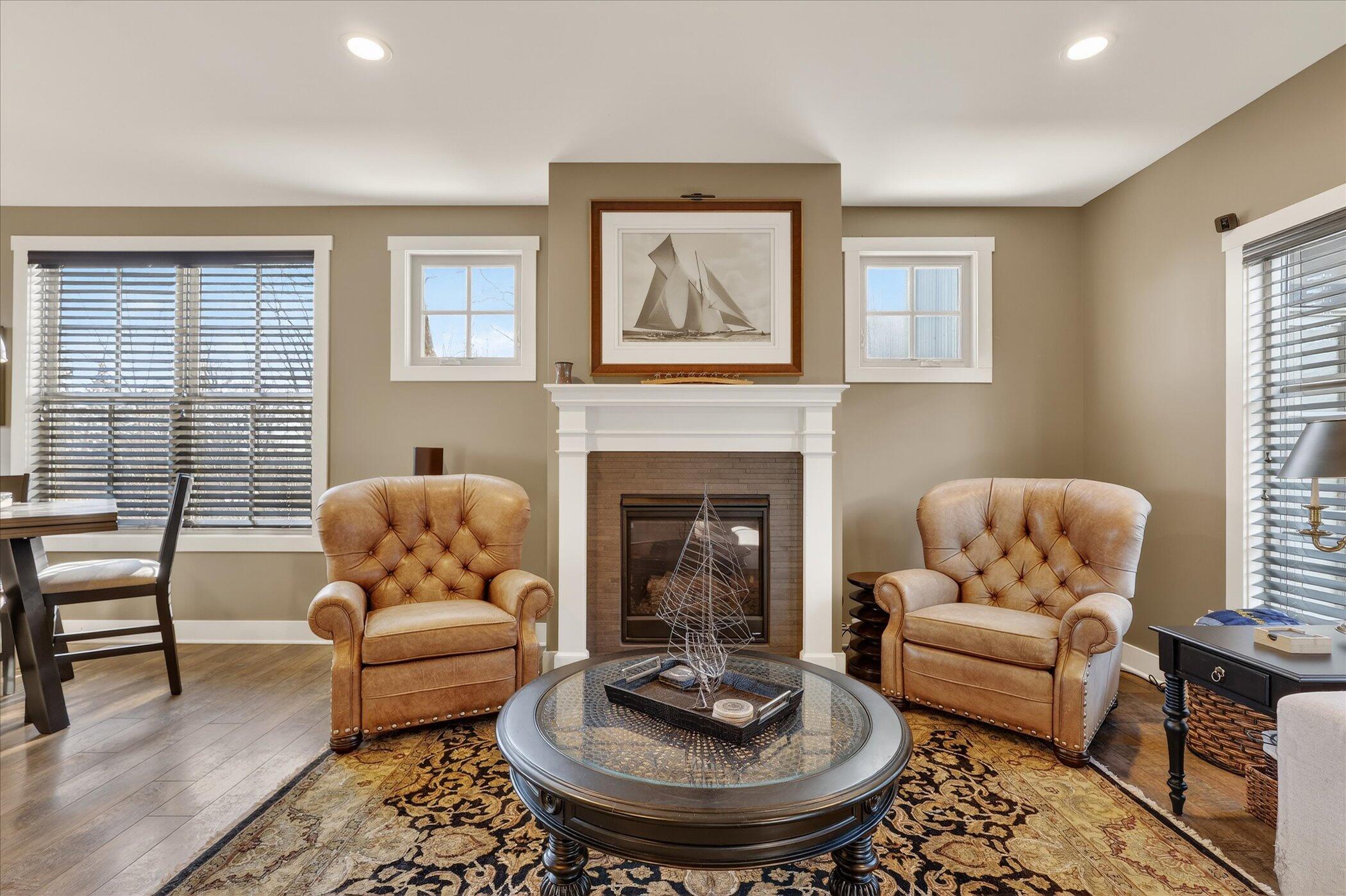 2022 Celadon Drive NE Grand Rapids MI 49525