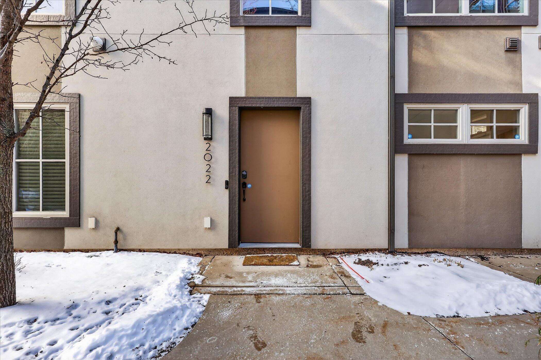 2022 Celadon Drive NE Grand Rapids MI 49525