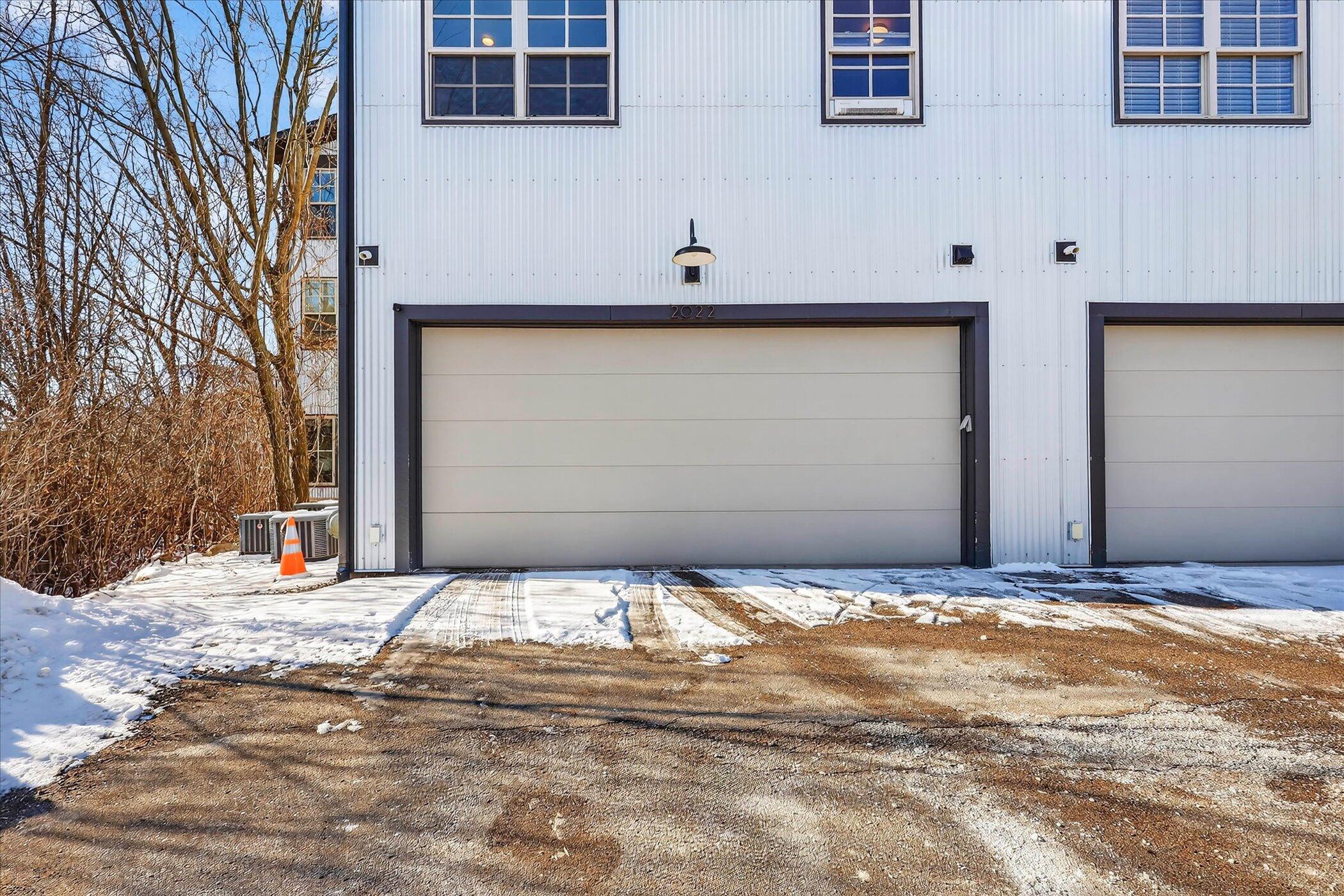 2022 Celadon Drive NE Grand Rapids MI 49525