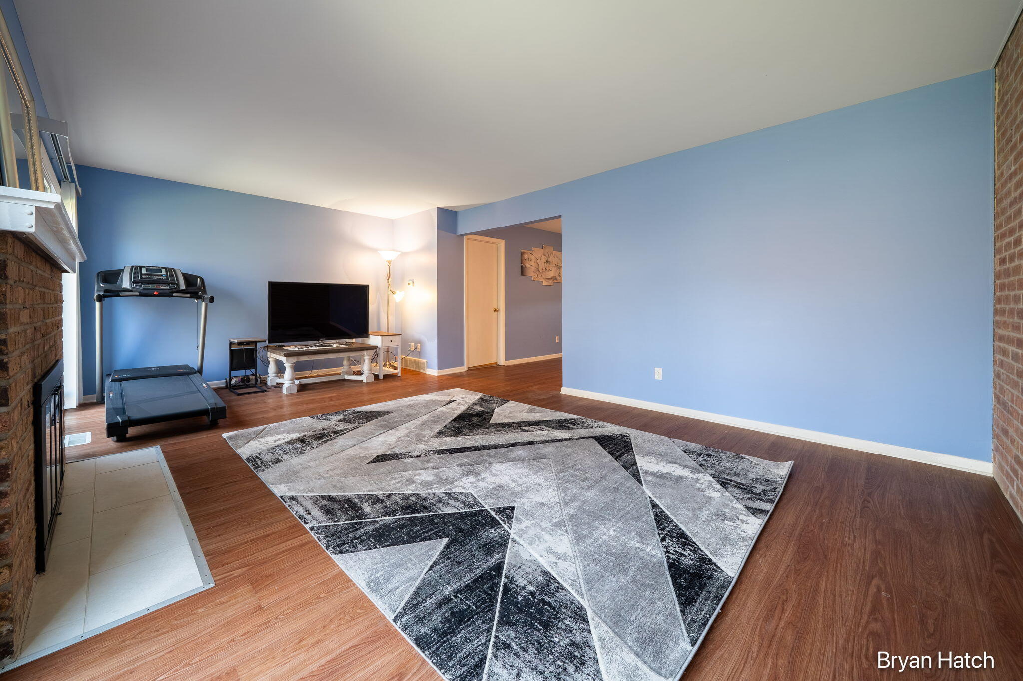 1457 N Saxony Drive SE Grand Rapids MI 49508