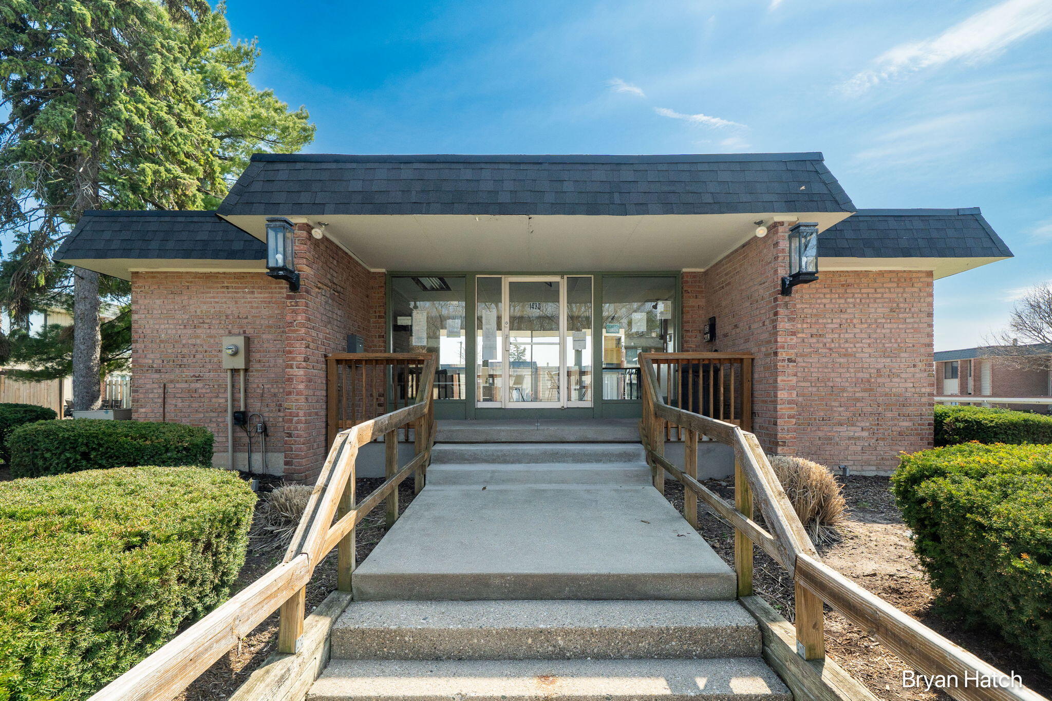 1457 N Saxony Drive SE Grand Rapids MI 49508