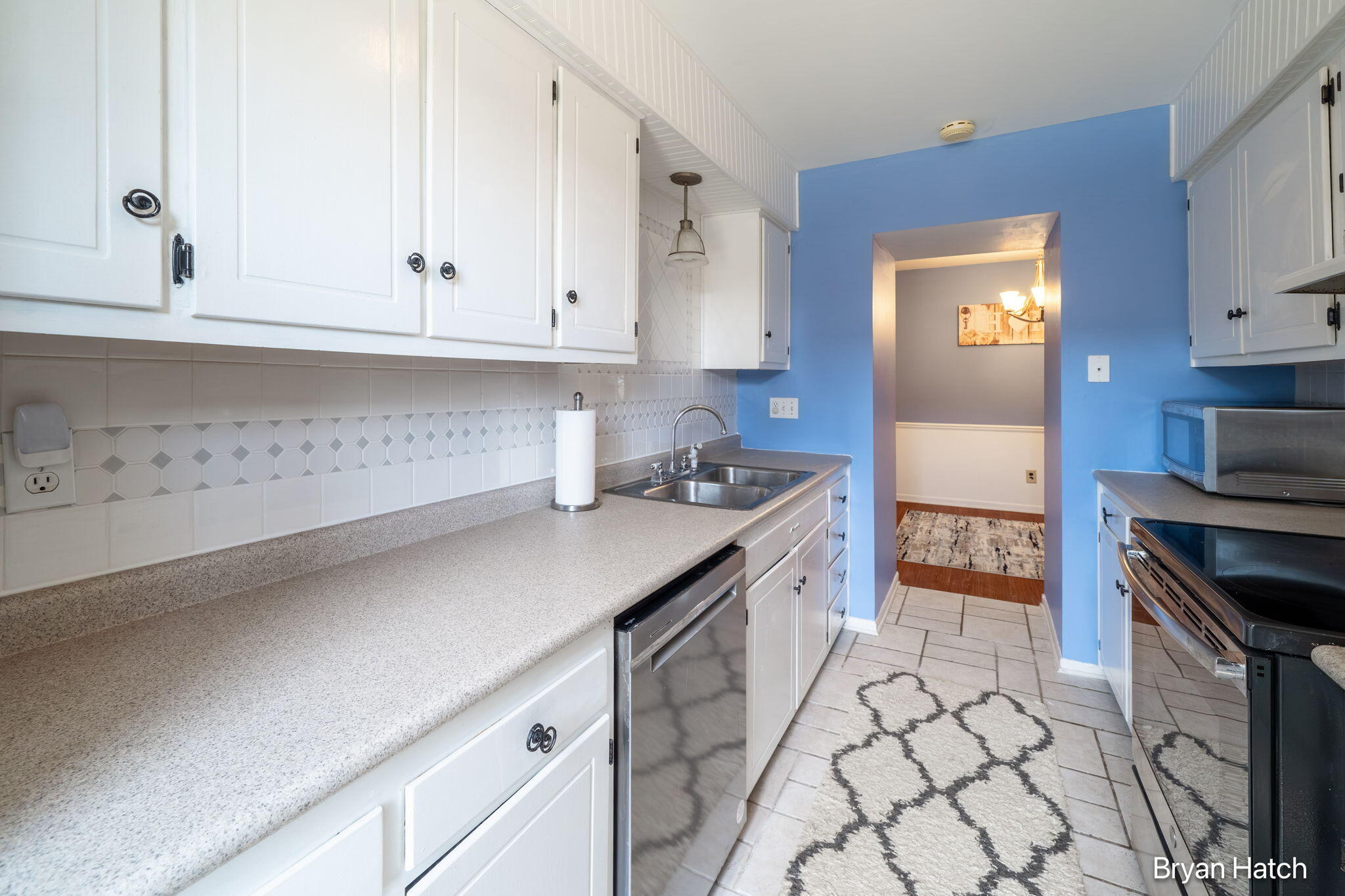 1457 N Saxony Drive SE Grand Rapids MI 49508