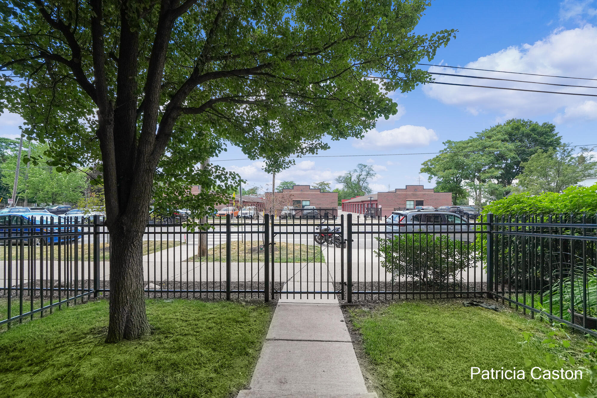 600 Broadway Avenue NW Grand Rapids MI 49504