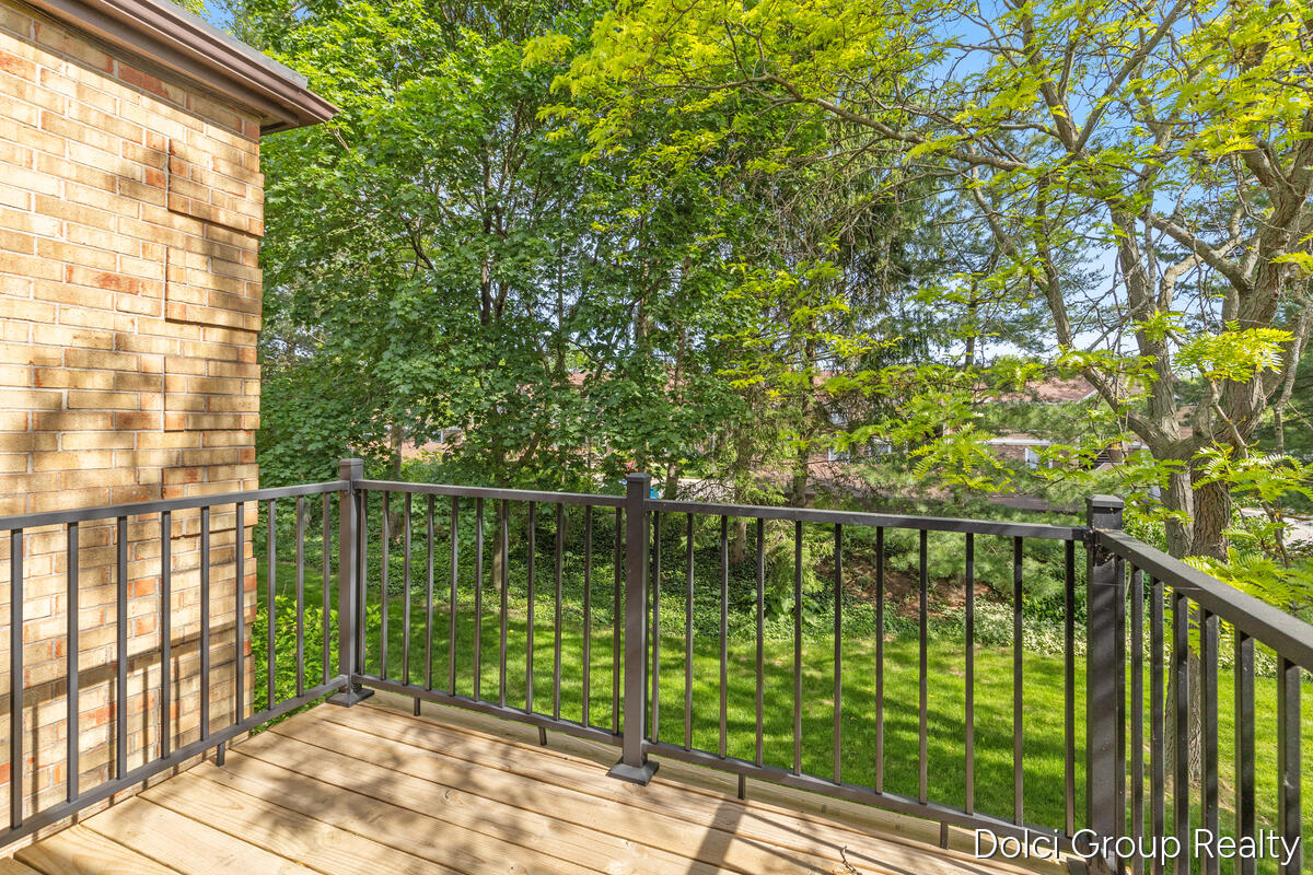484 Barkwood Court NW Grand Rapids MI 49534