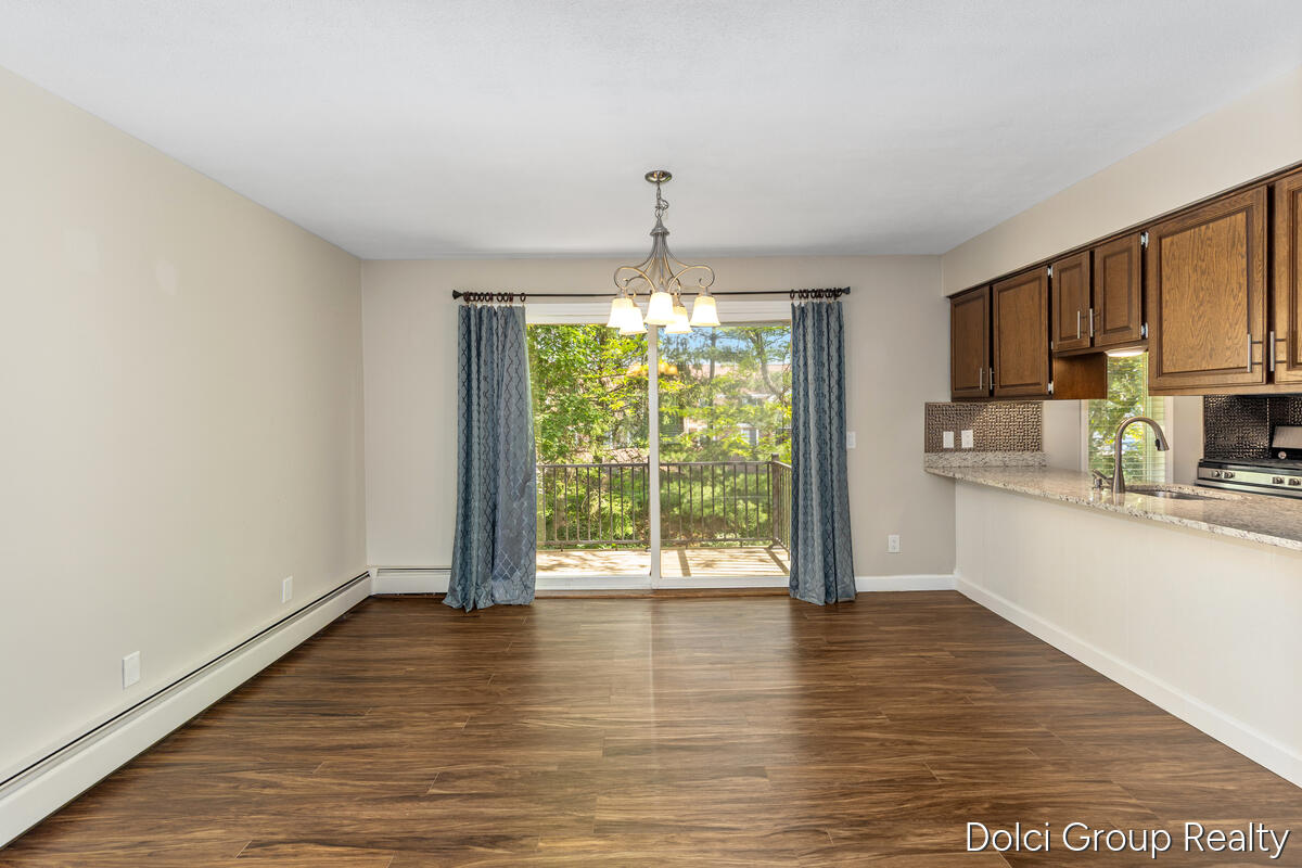 484 Barkwood Court NW Grand Rapids MI 49534