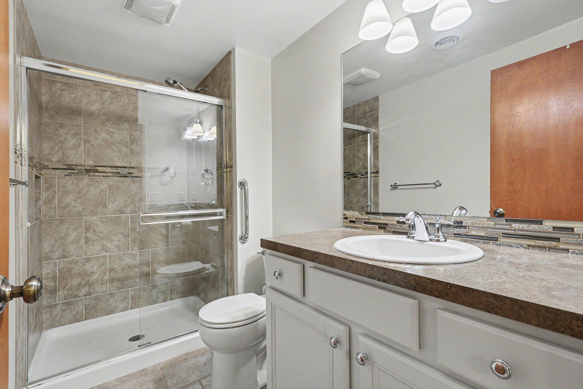 2130 Cranbrook Drive NE Grand Rapids MI 49505