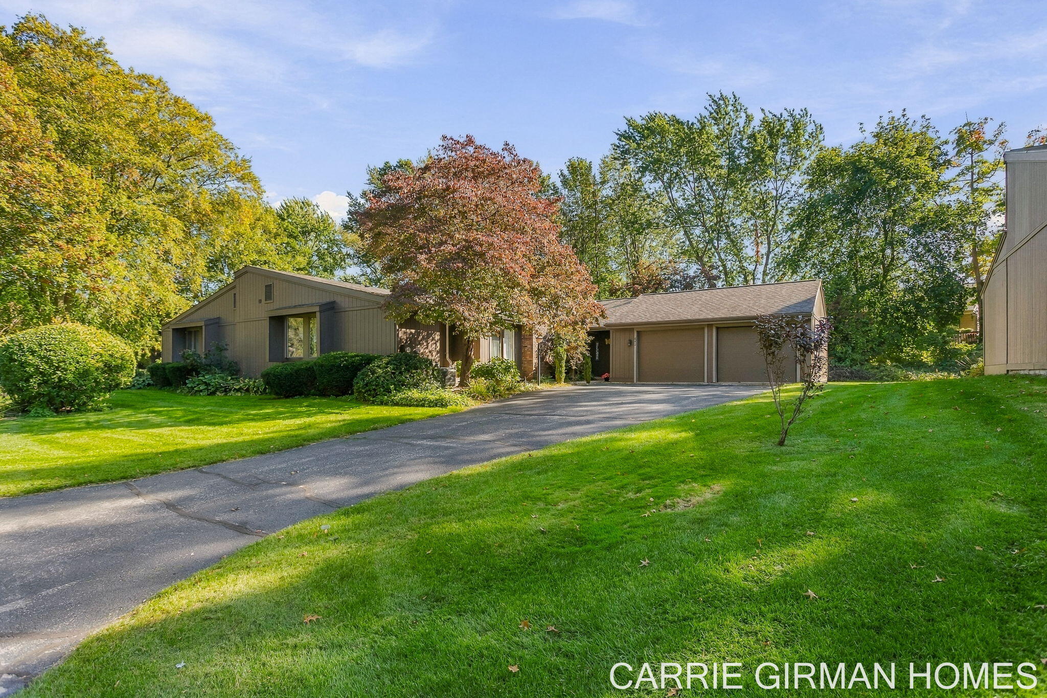838 Brook Village Court Holland MI 49423