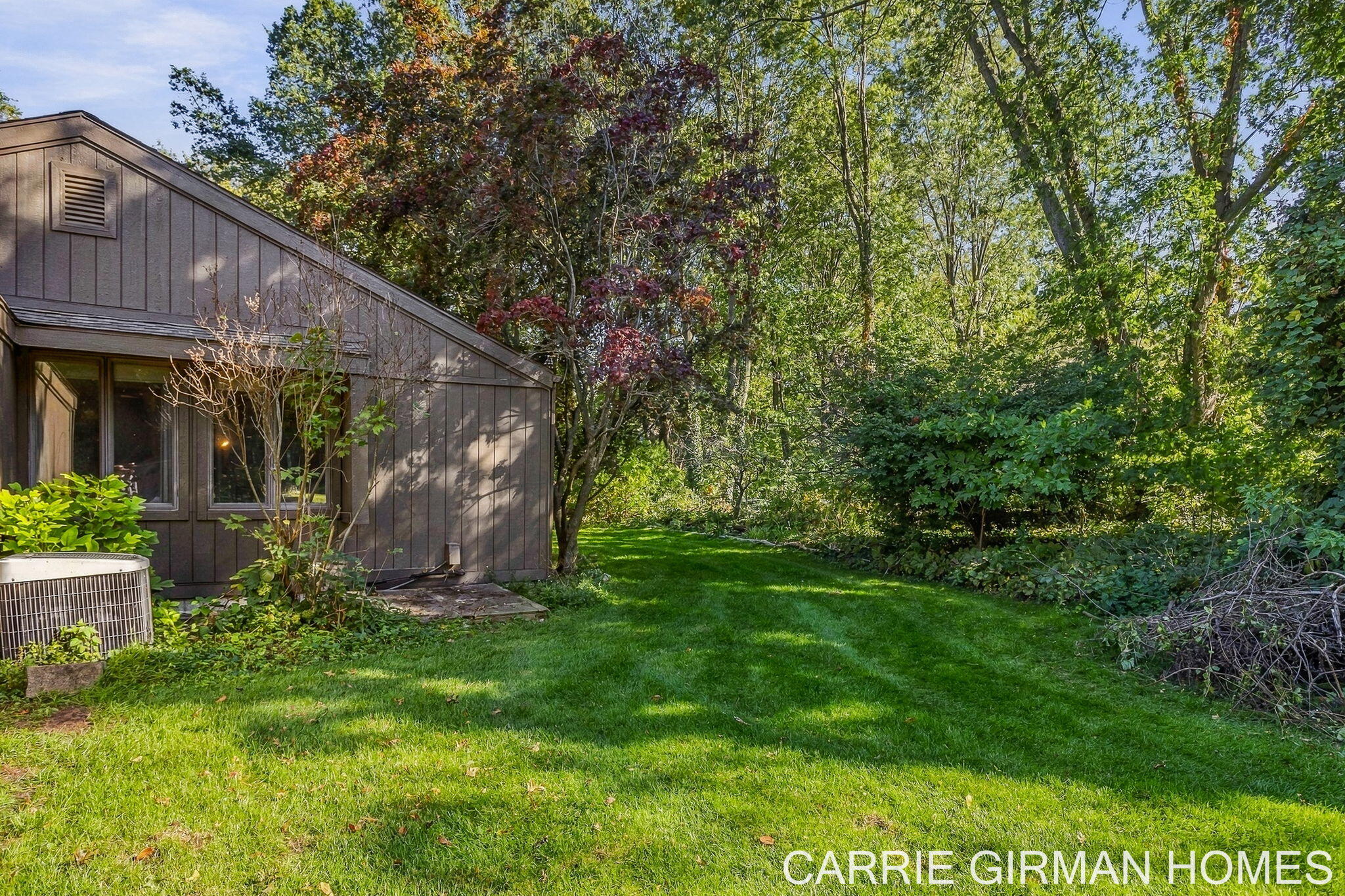 838 Brook Village Court Holland MI 49423