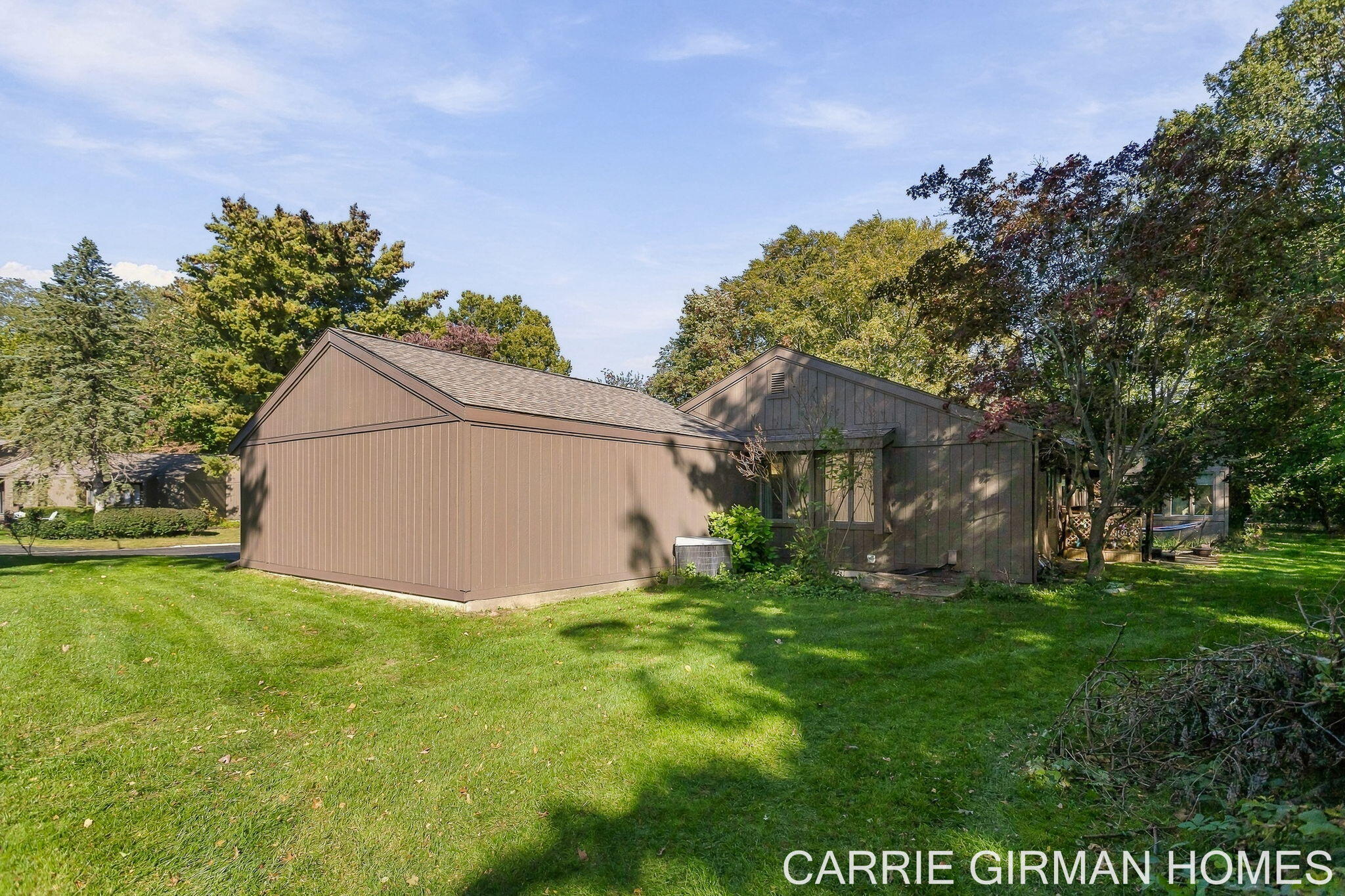 838 Brook Village Court Holland MI 49423